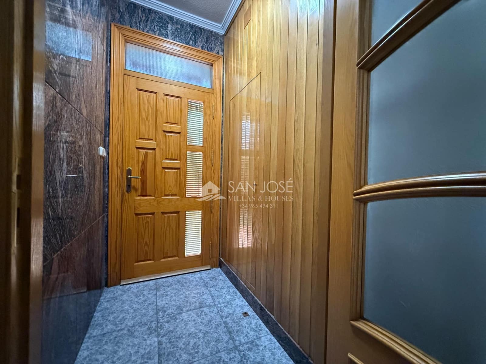 4 bedroom Villa for sale in Novelda with pool garage - € 299,000 (Ref: 9707567)