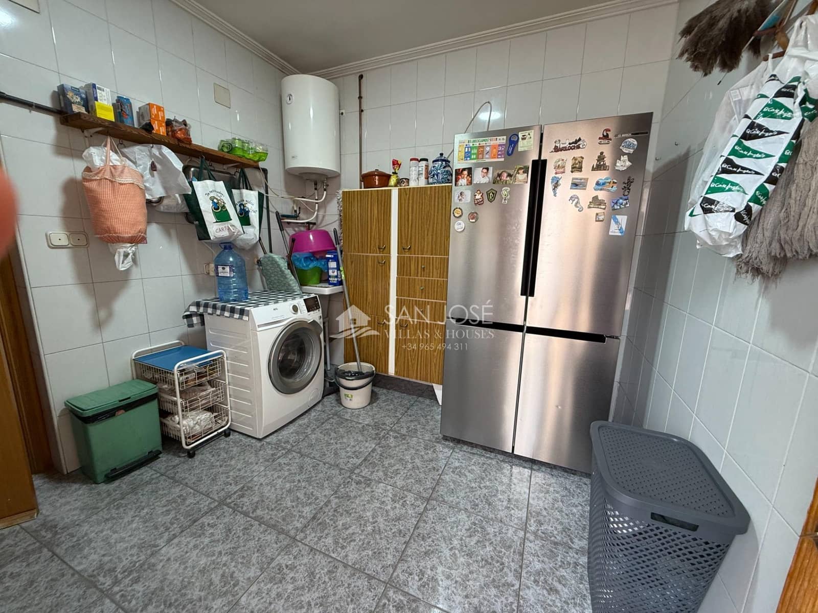 4 bedroom Villa for sale in Novelda with pool garage - € 299,000 (Ref: 9707567)