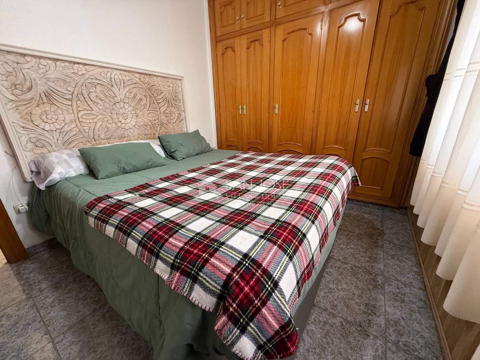 4 bedroom Villa for sale in Novelda with pool garage - € 299,000 (Ref: 9707567)