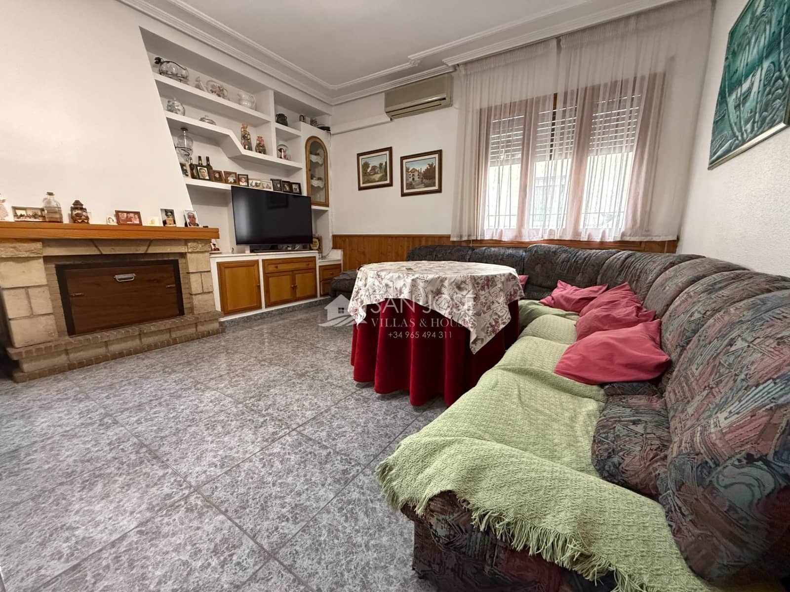 4 bedroom Villa for sale in Novelda with pool garage - € 299,000 (Ref: 9707567)