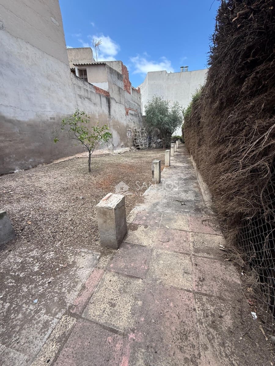 4 bedroom Villa for sale in Aspe - € 125,000 (Ref: 9729367)