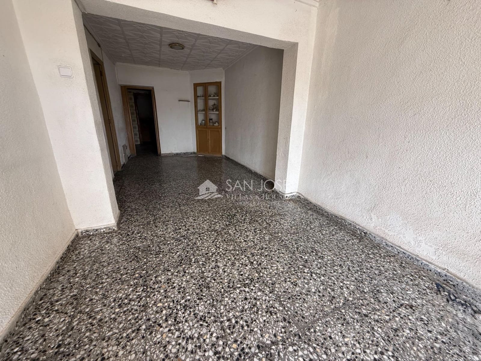 4 bedroom Villa for sale in Aspe - € 125,000 (Ref: 9729367)