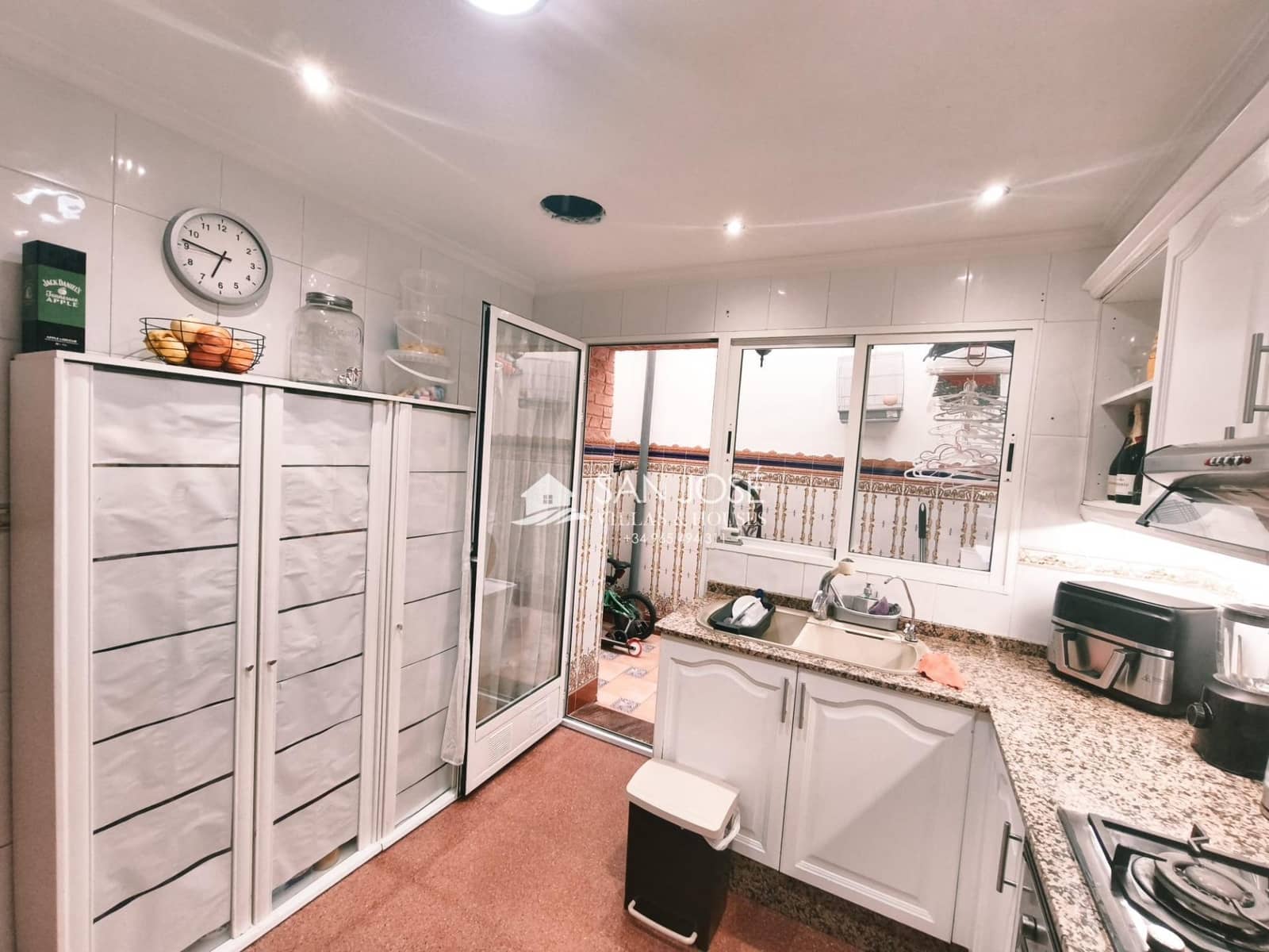 3 bedroom Bungalow for sale in Aspe with garage - € 209,680 (Ref: 9778360)