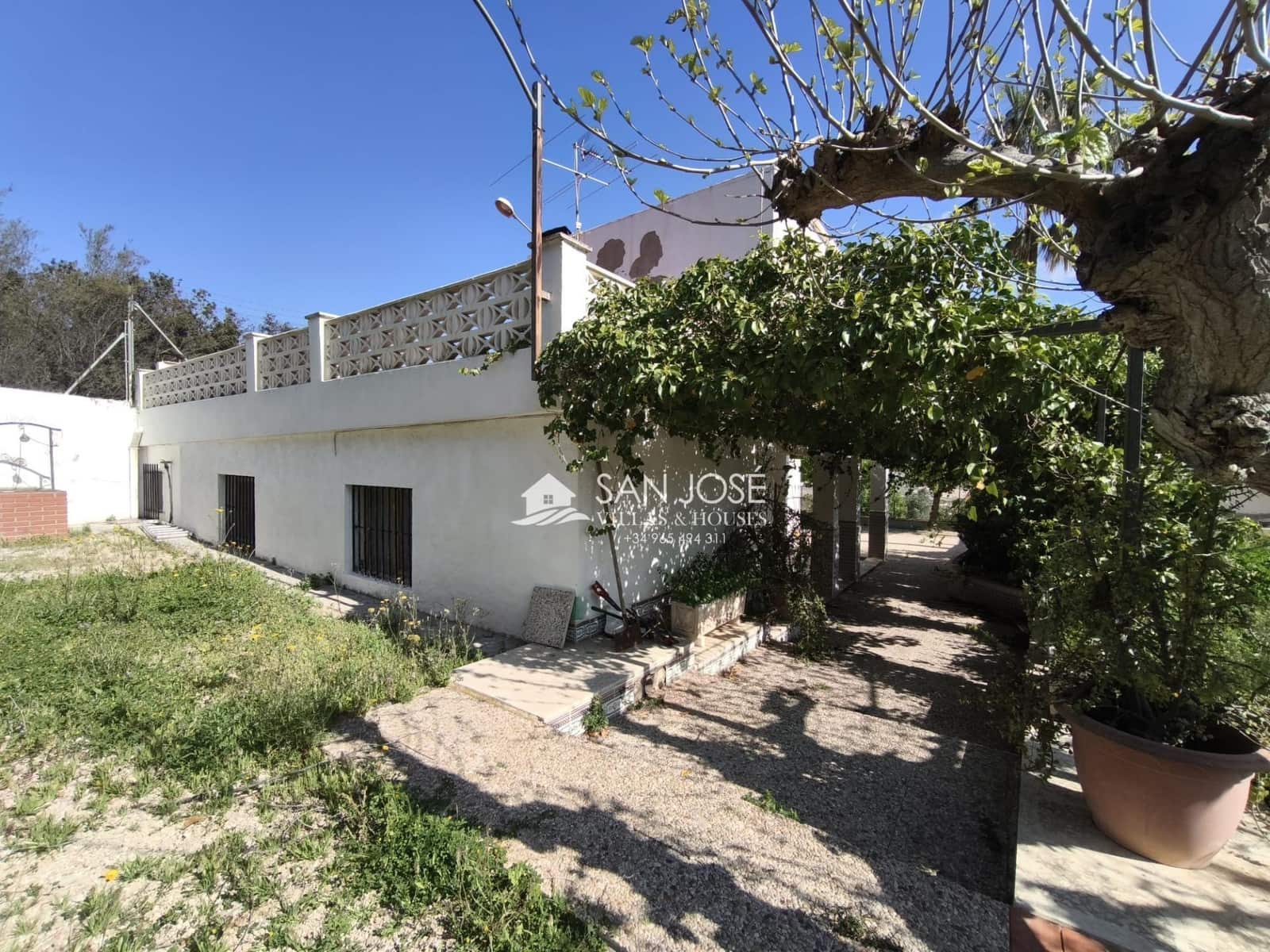 Chalet de 5 habitaciones en Aspe en venta con piscina - 295.000 € (Ref: 9788561)