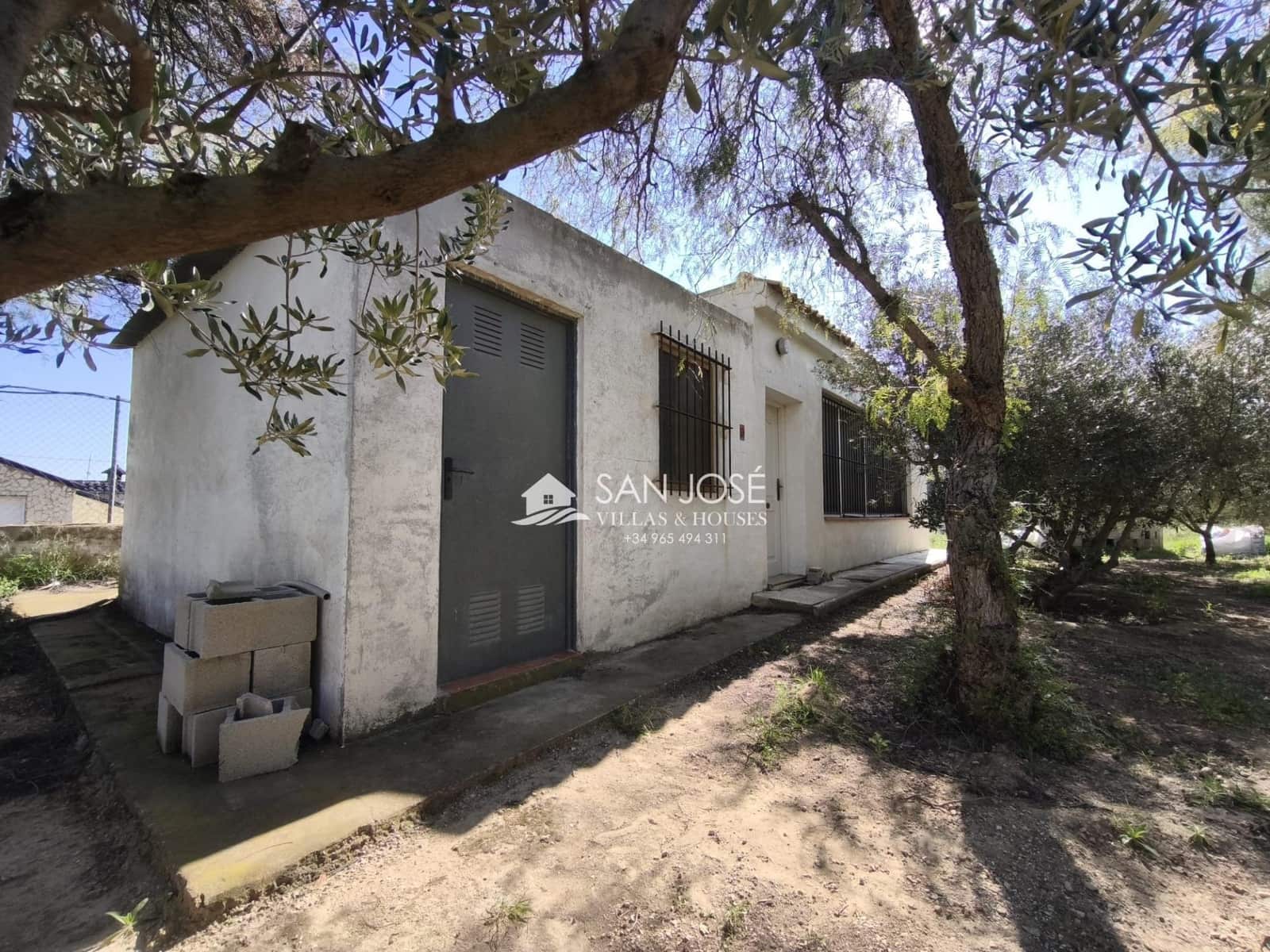 Chalet de 5 habitaciones en Aspe en venta con piscina - 295.000 € (Ref: 9788561)