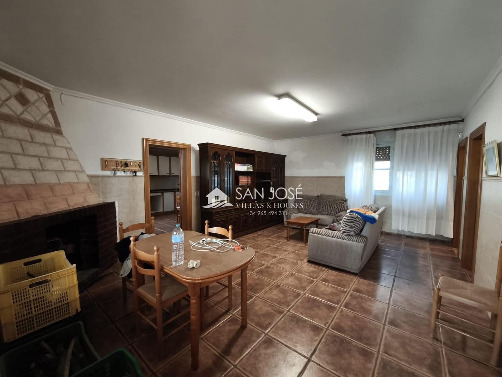5 bedroom Villa for sale in Aspe with pool - € 285,000 (Ref: 9788561)