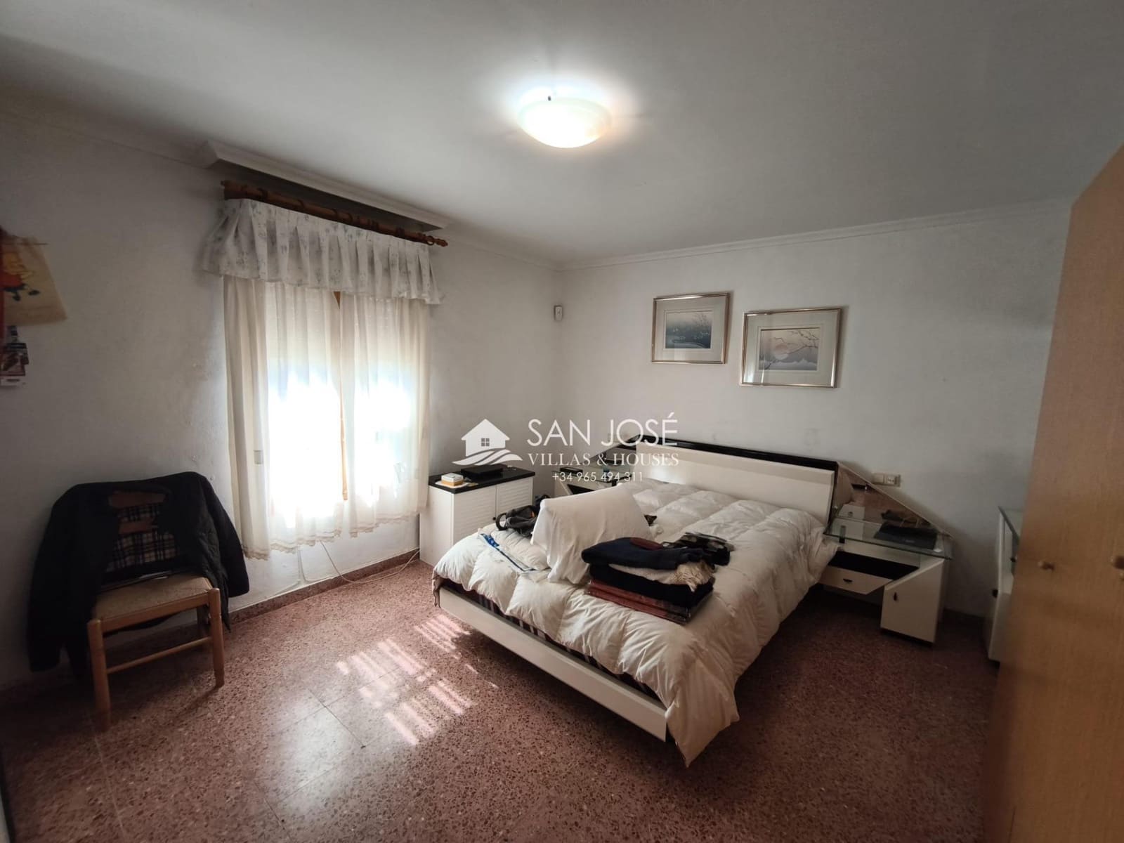 5 bedroom Villa for sale in Aspe with pool - € 285,000 (Ref: 9788561)