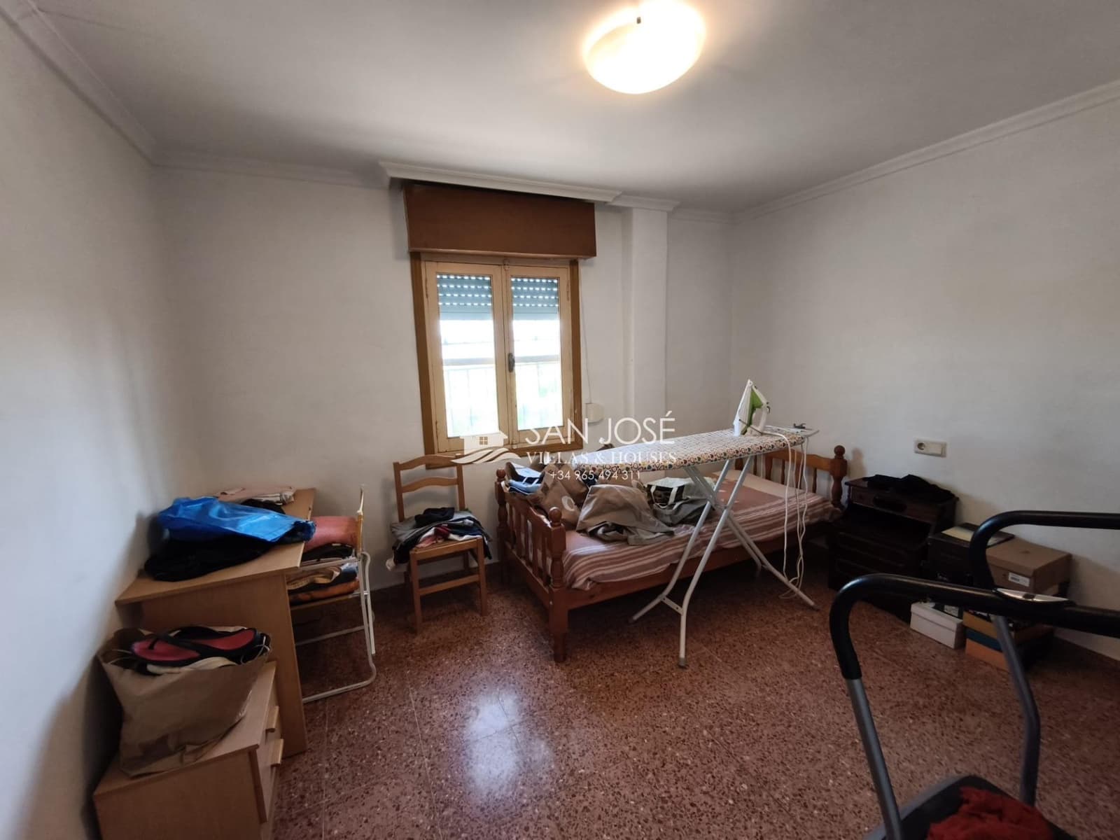 5 bedroom Villa for sale in Aspe with pool - € 285,000 (Ref: 9788561)