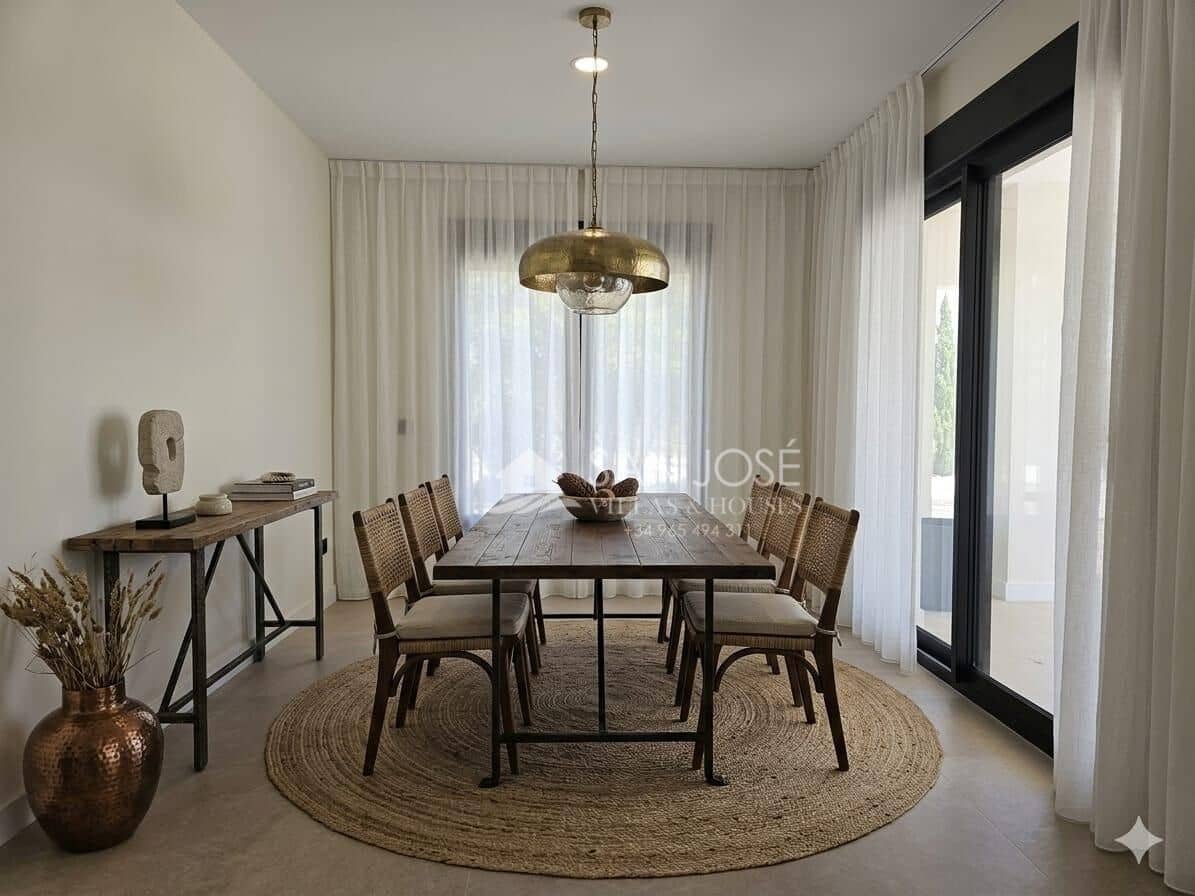 4 slaapkamer Villa te koop in San Vicente / Sant Vicent del Raspeig met zwembad - € 499.000 (Ref: 9788564)