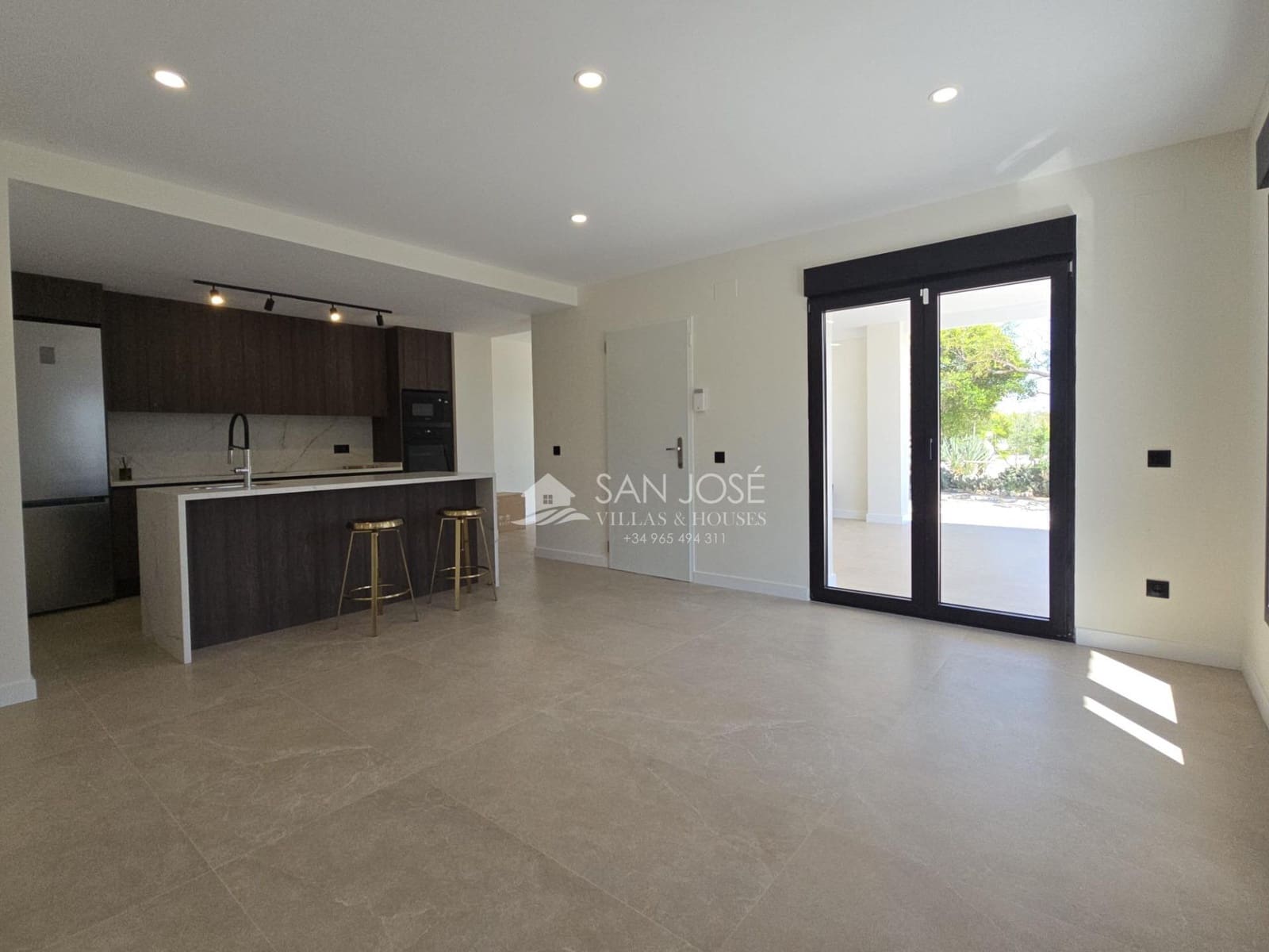 4 slaapkamer Villa te koop in San Vicente / Sant Vicent del Raspeig met zwembad - € 499.000 (Ref: 9788564)