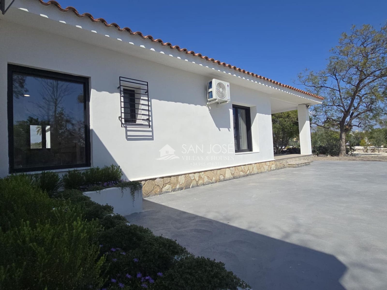 4 slaapkamer Villa te koop in San Vicente / Sant Vicent del Raspeig met zwembad - € 499.000 (Ref: 9788564)