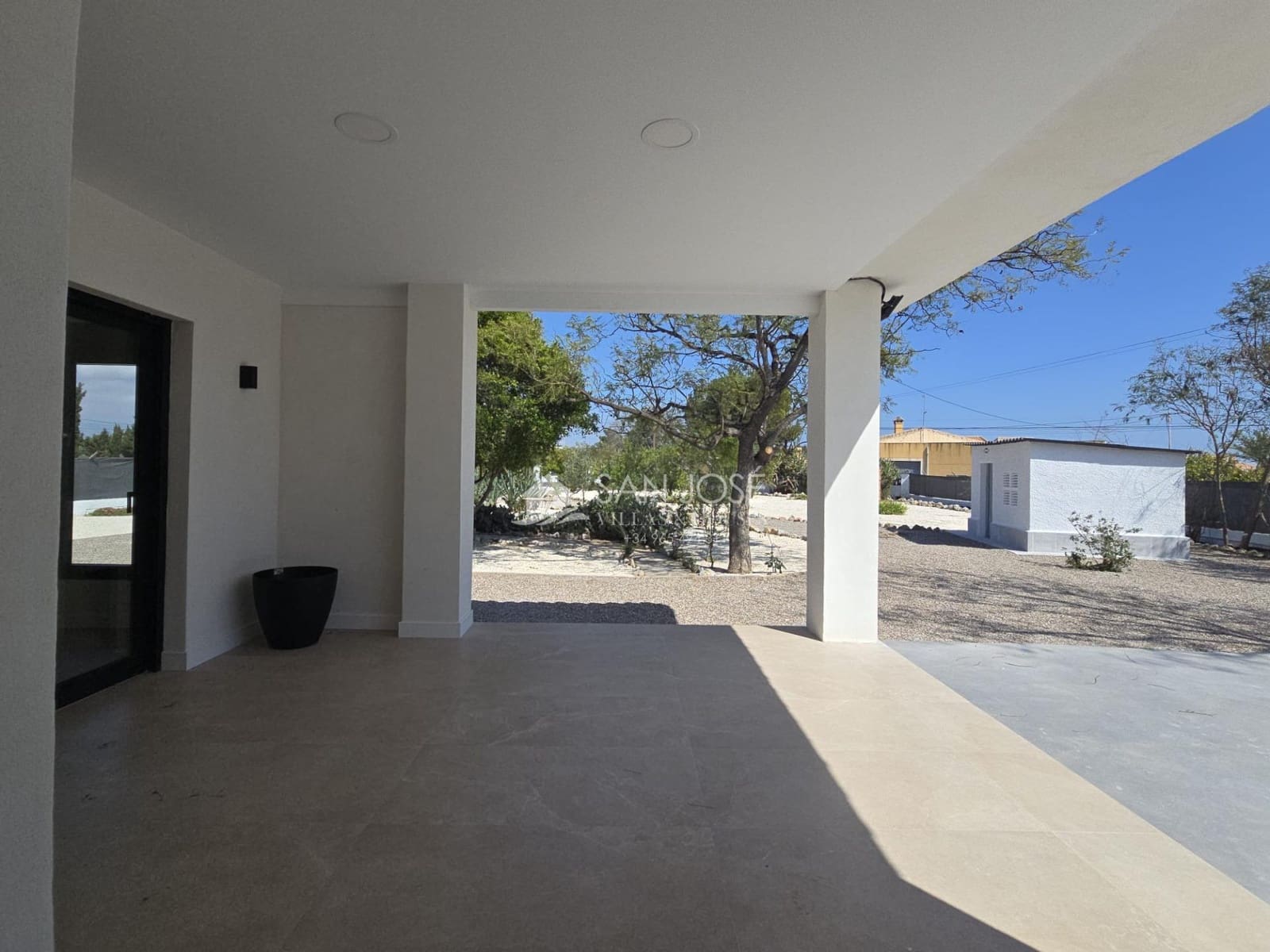 4 bedroom Villa for sale in San Vicente / Sant Vicent del Raspeig - € 499,000 (Ref: 9788564)