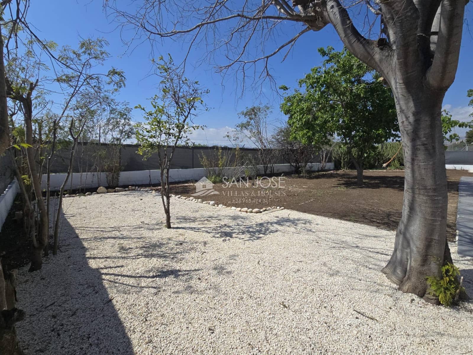 4 bedroom Villa for sale in San Vicente / Sant Vicent del Raspeig - € 499,000 (Ref: 9788564)