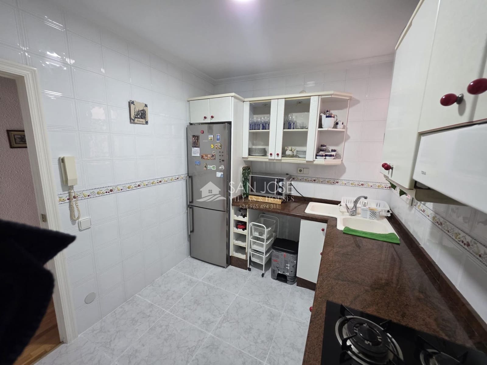 4 bedroom Flat for sale in Alicante / Alacant city - € 179,000 (Ref: 9788565)