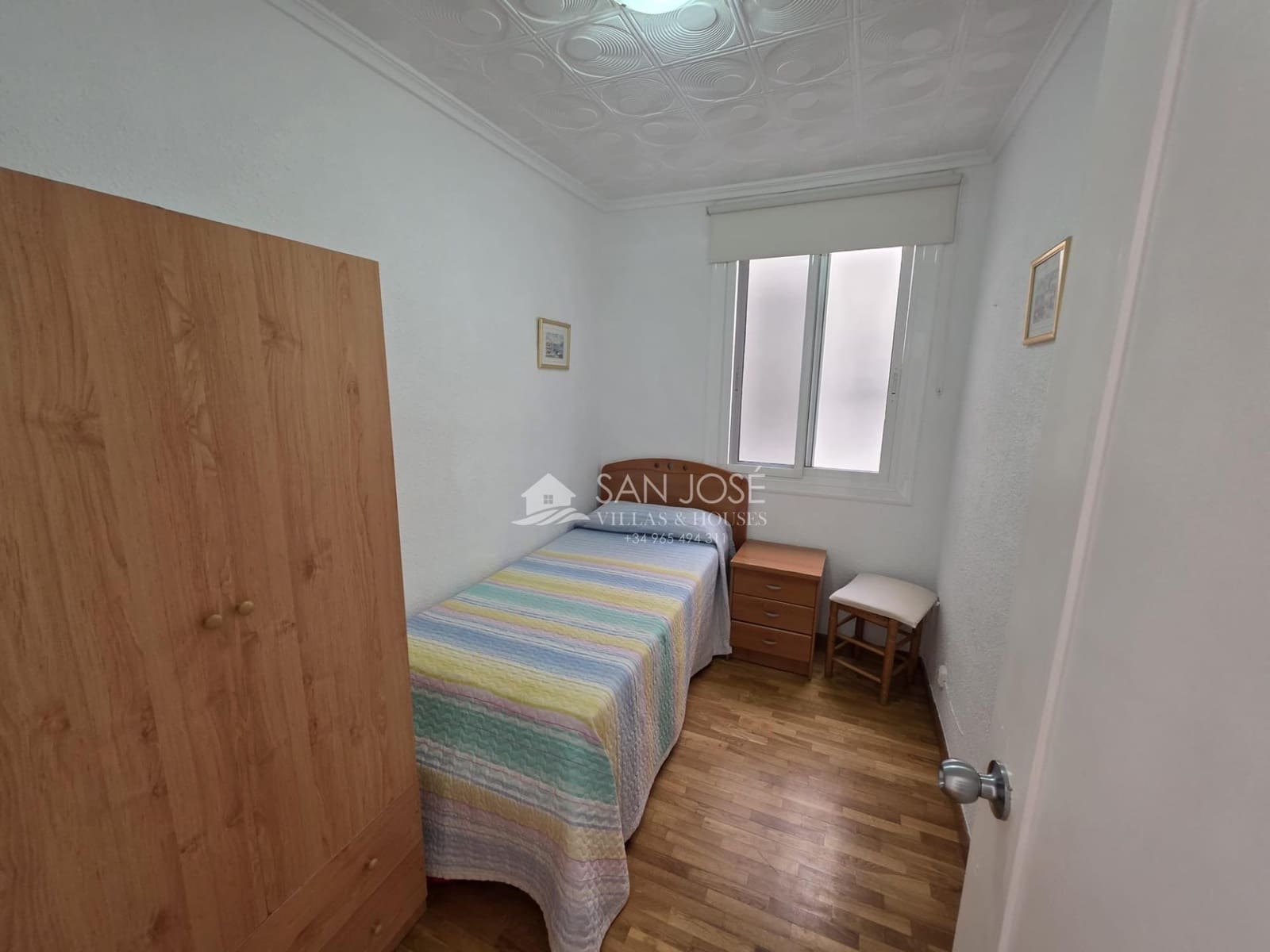 4 bedroom Flat for sale in Alicante / Alacant city - € 179,000 (Ref: 9788565)