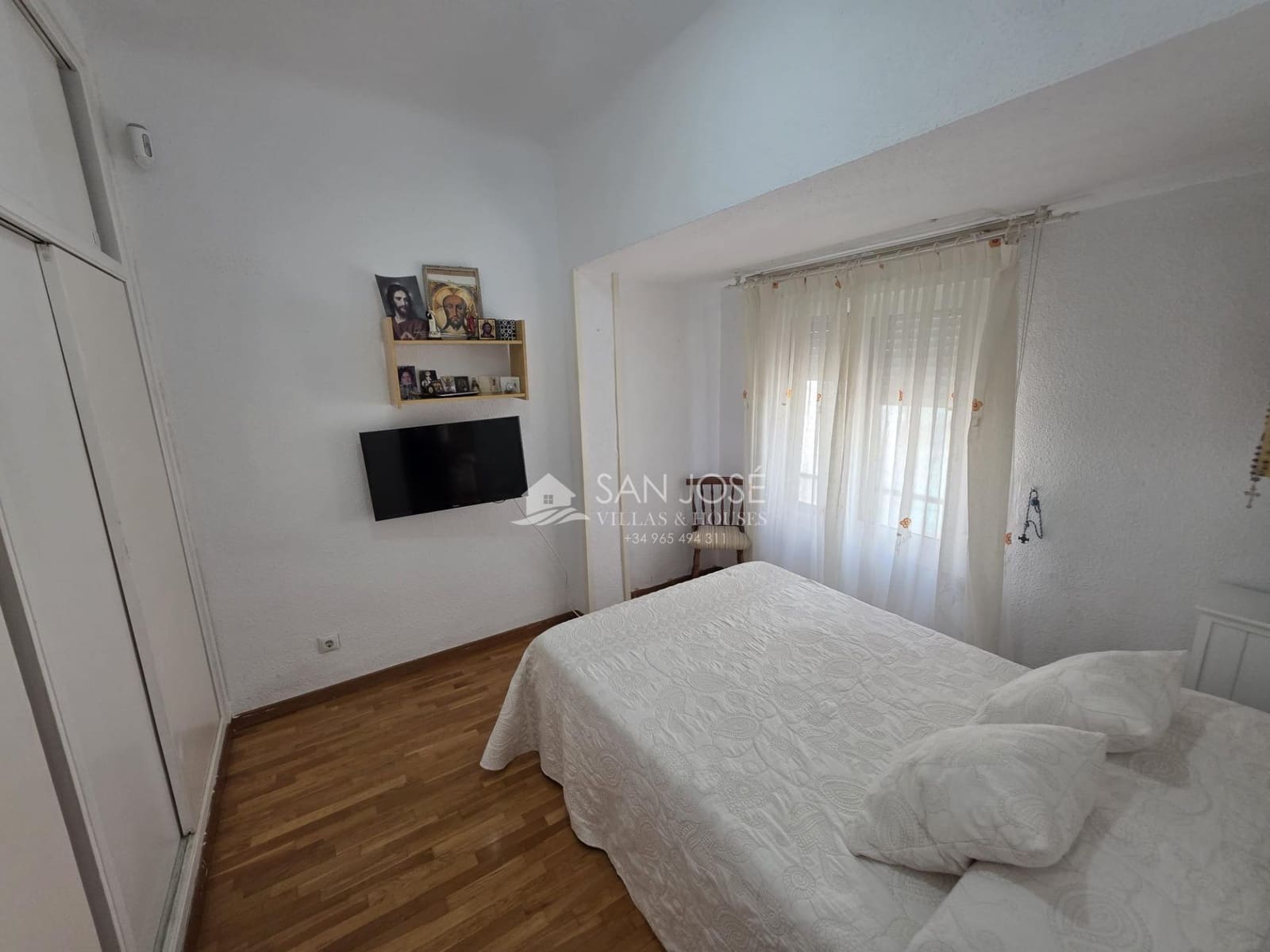 4 bedroom Flat for sale in Alicante / Alacant city - € 179,000 (Ref: 9788565)