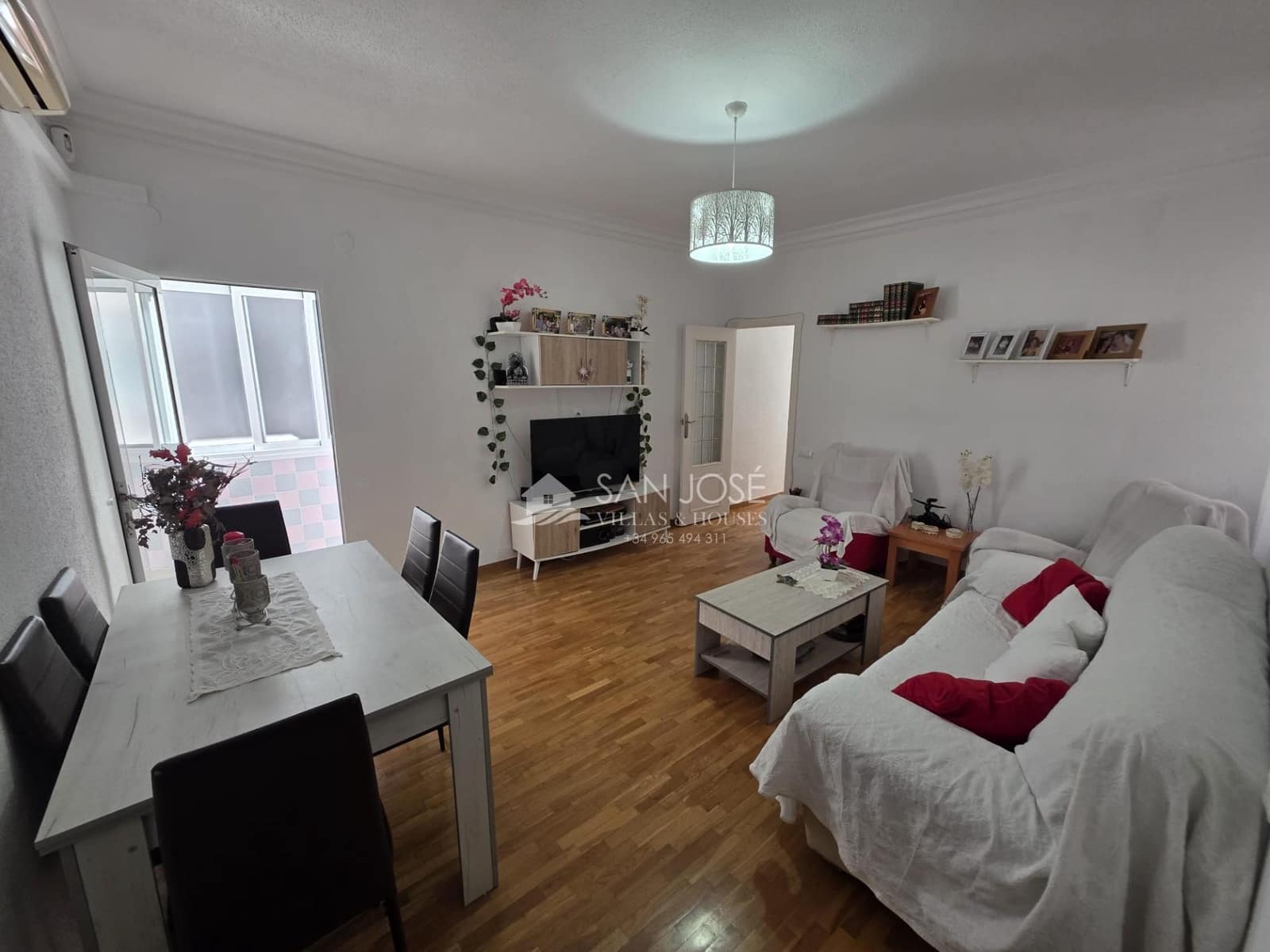 4 bedroom Flat for sale in Alicante / Alacant city - € 179,000 (Ref: 9788565)