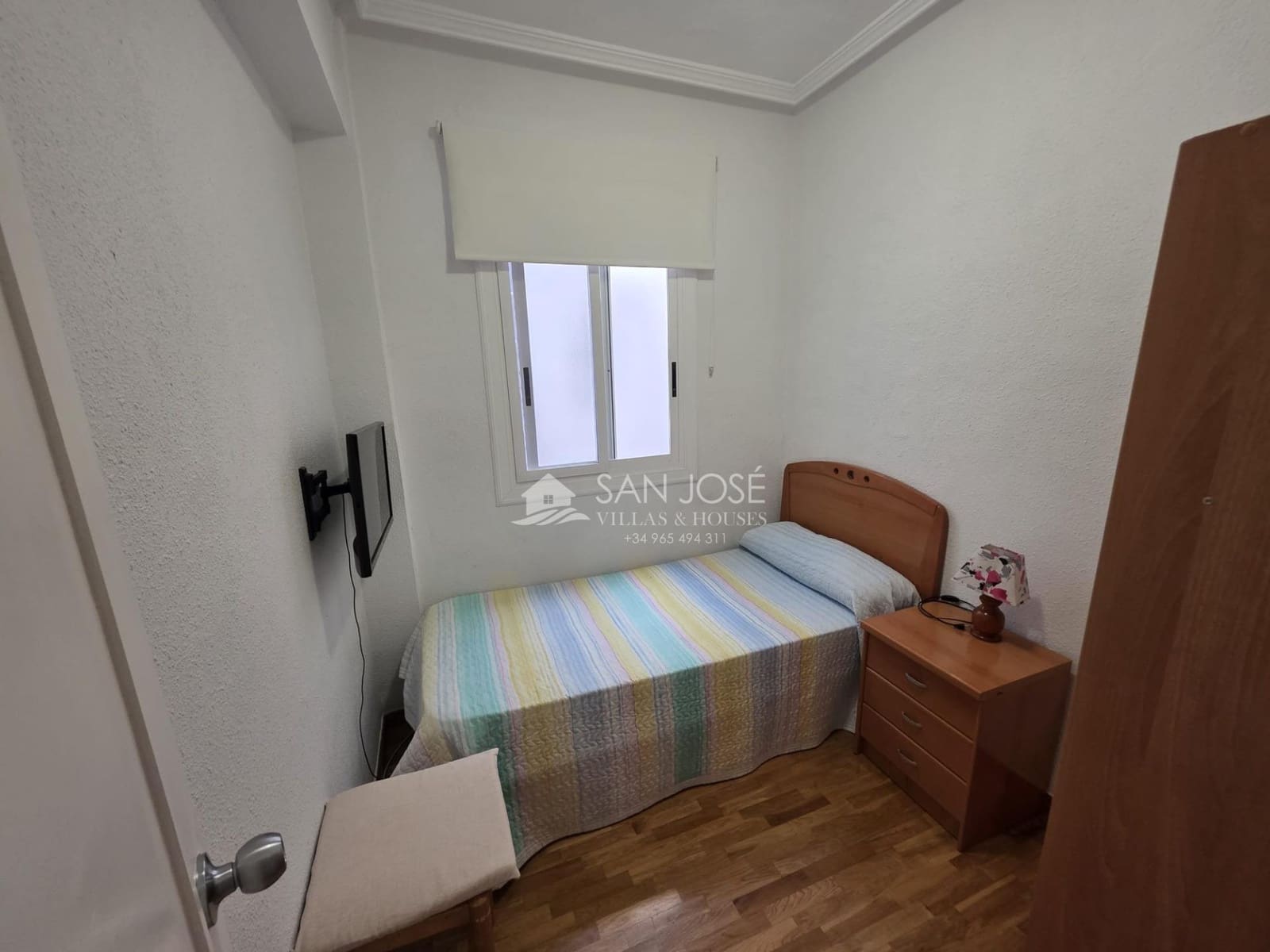 4 bedroom Flat for sale in Alicante / Alacant city - € 179,000 (Ref: 9788565)