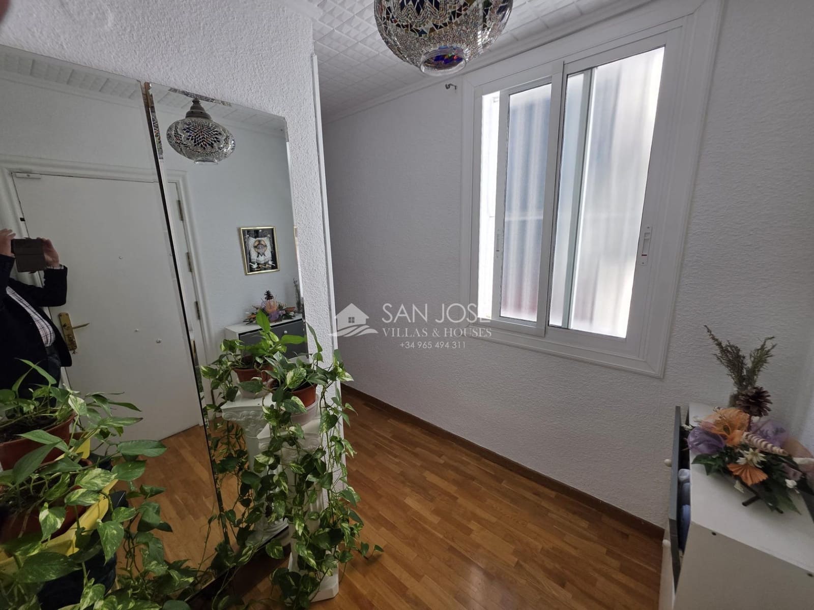 4 bedroom Flat for sale in Alicante / Alacant city - € 179,000 (Ref: 9788565)