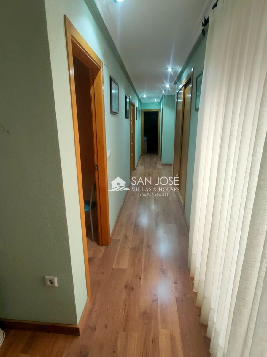 Piso de 3 habitaciones en Aspe en venta - 210.000 € (Ref: 9797333)