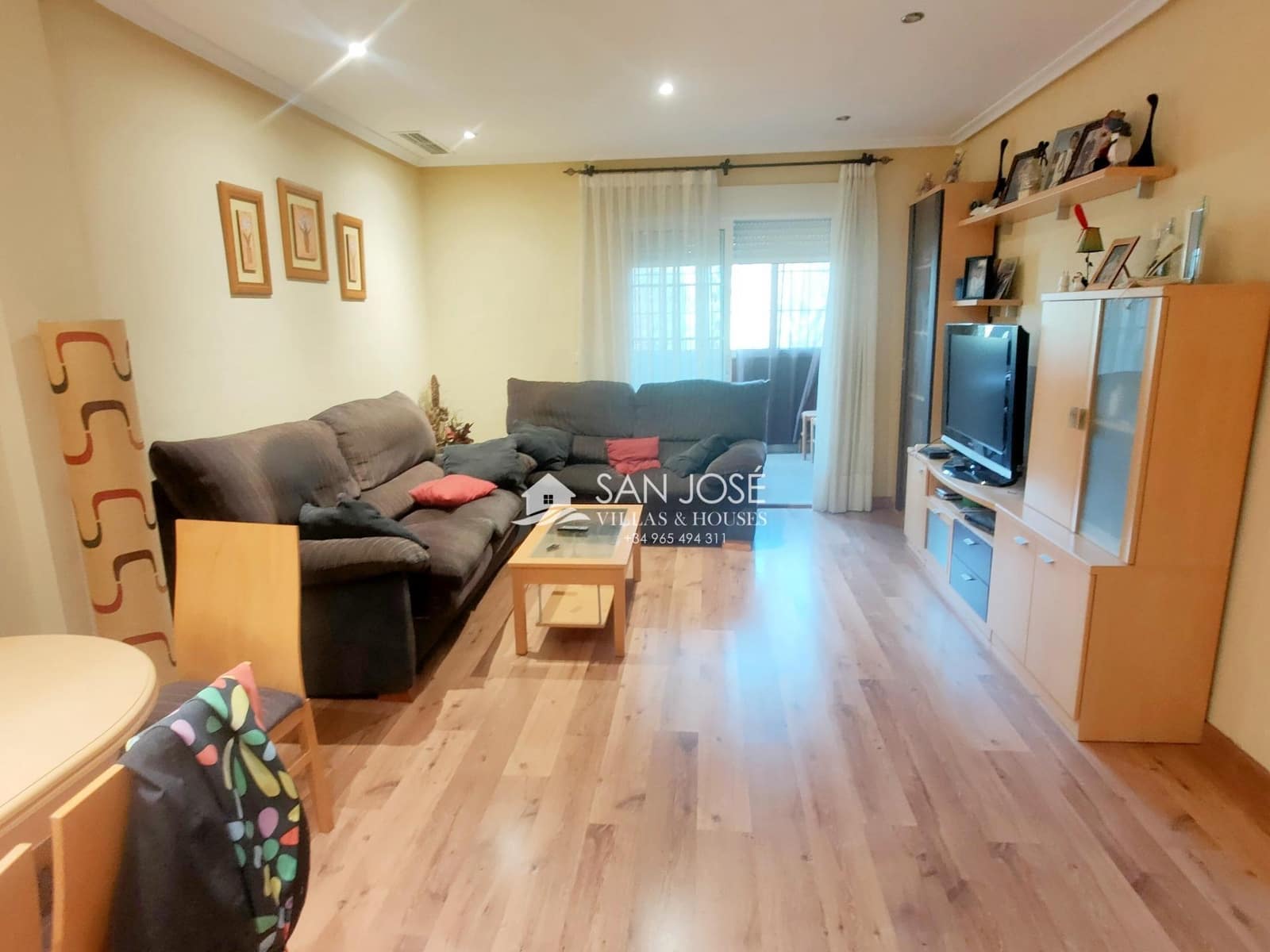 Piso de 3 habitaciones en Aspe en venta - 210.000 € (Ref: 9797333)