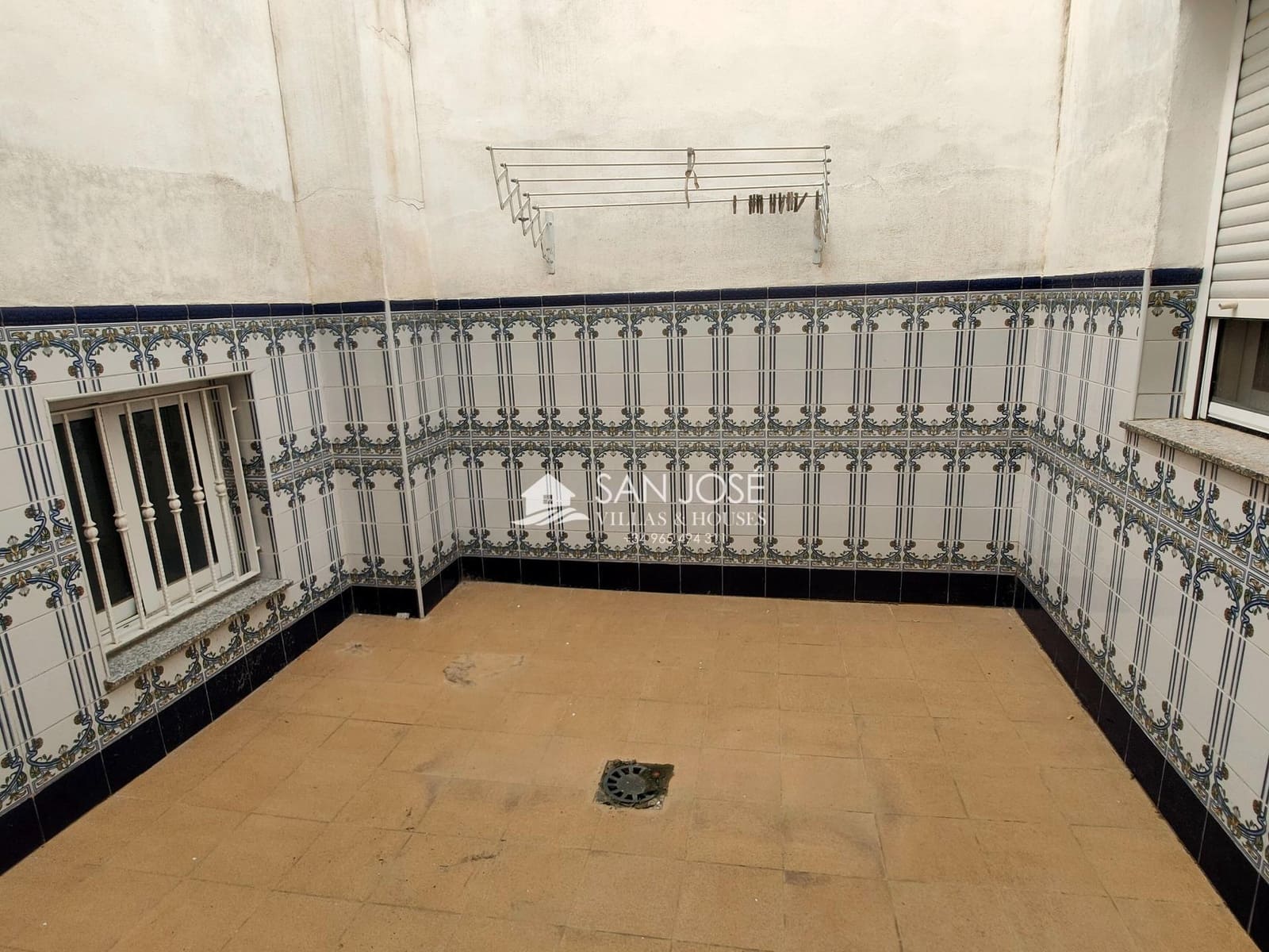 Piso de 3 habitaciones en Aspe en venta - 210.000 € (Ref: 9797333)