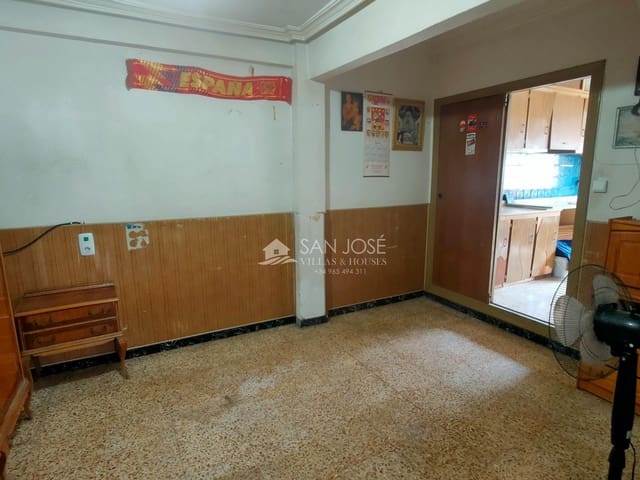 Casa de 3 habitaciones en Aspe en venta - 130.000 € (Ref: 9800662)