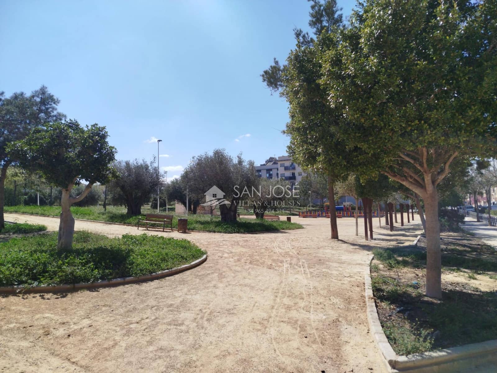 1 slaapkamer Flat te koop in Aspe met zwembad garage - € 102.000 (Ref: 9804561)