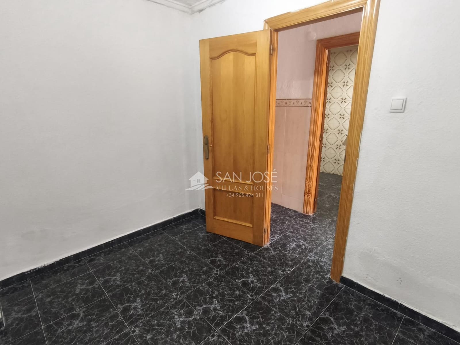 3 Zimmer Villa zu verkaufen in Aspe mit Garage - 96.000 € (Ref: 9804573)