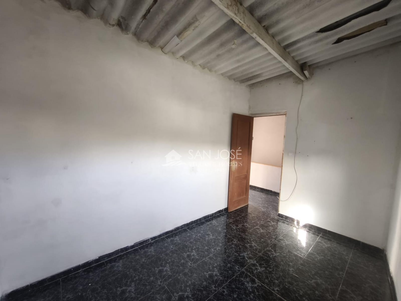 3 Zimmer Villa zu verkaufen in Aspe mit Garage - 96.000 € (Ref: 9804573)