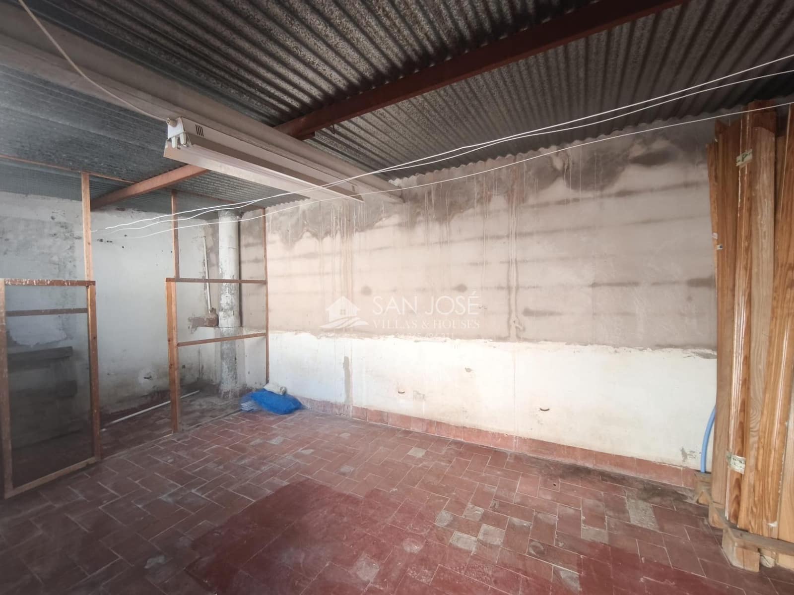 3 Zimmer Villa zu verkaufen in Aspe mit Garage - 96.000 € (Ref: 9804573)