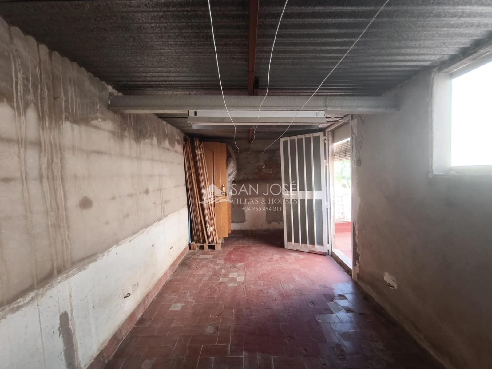 3 Zimmer Villa zu verkaufen in Aspe mit Garage - 96.000 € (Ref: 9804573)