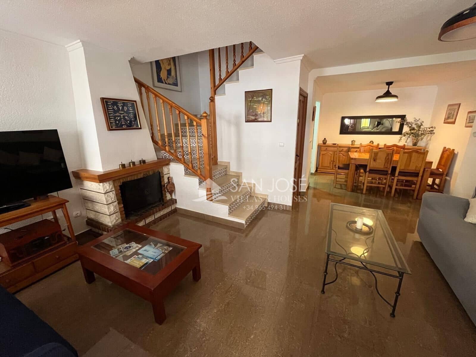 Bungalow de 3 habitaciones en Guardamar del Segura en venta con piscina garaje - 360.000 € (Ref: 9806652)