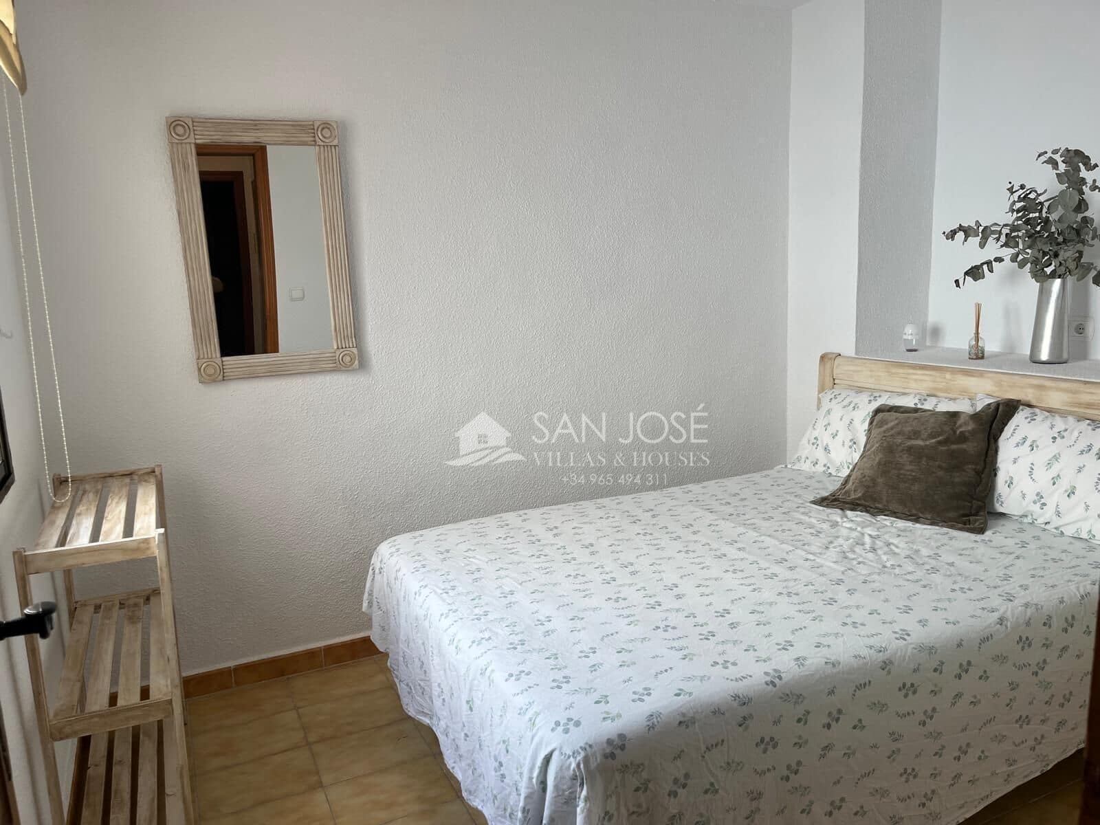 Bungalow de 3 habitaciones en Guardamar del Segura en venta con piscina garaje - 360.000 € (Ref: 9806652)
