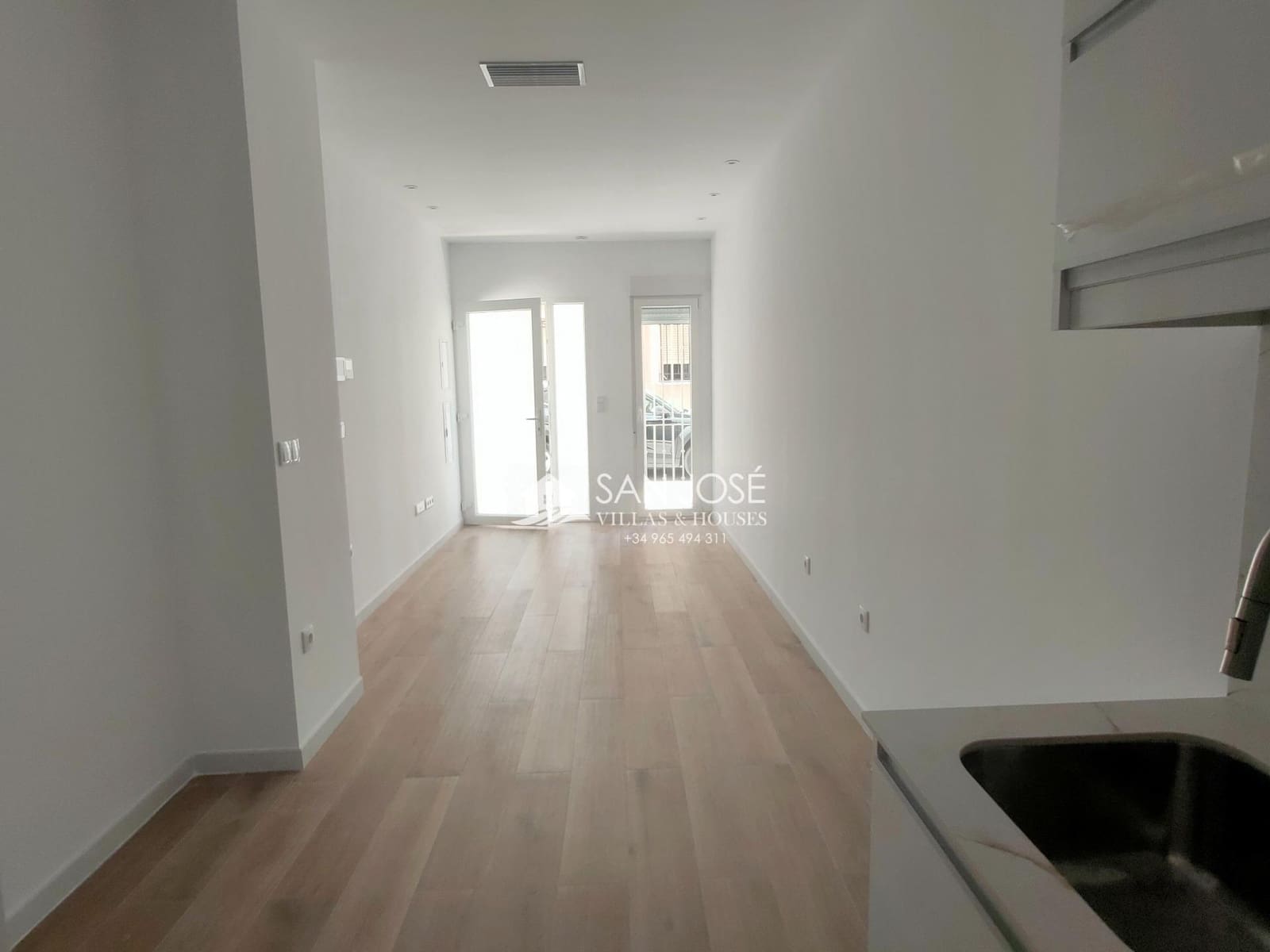 Piso de 2 habitaciones en Aspe en venta - 115.000 € (Ref: 9816034)