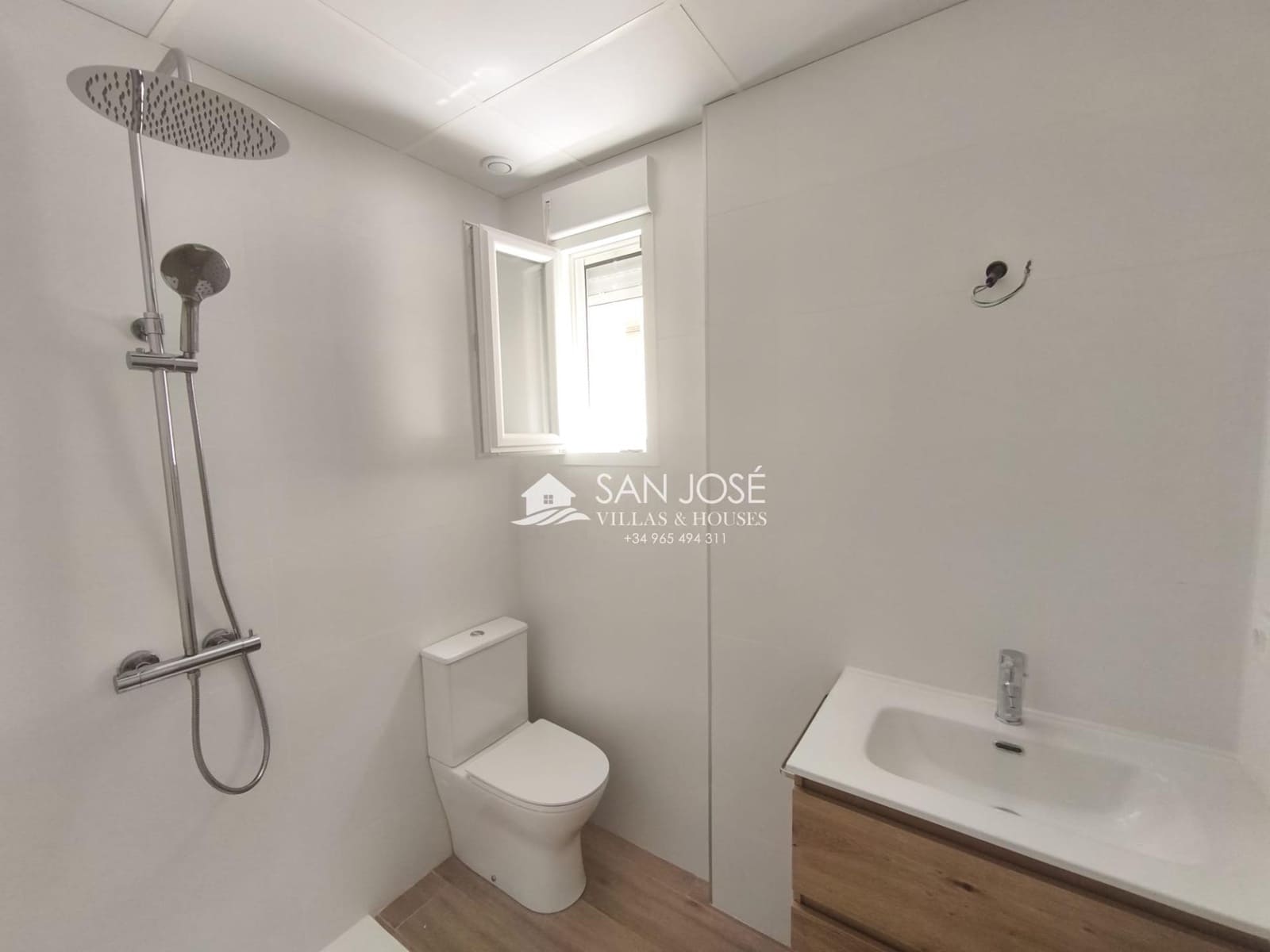 Piso de 2 habitaciones en Aspe en venta - 115.000 € (Ref: 9816034)
