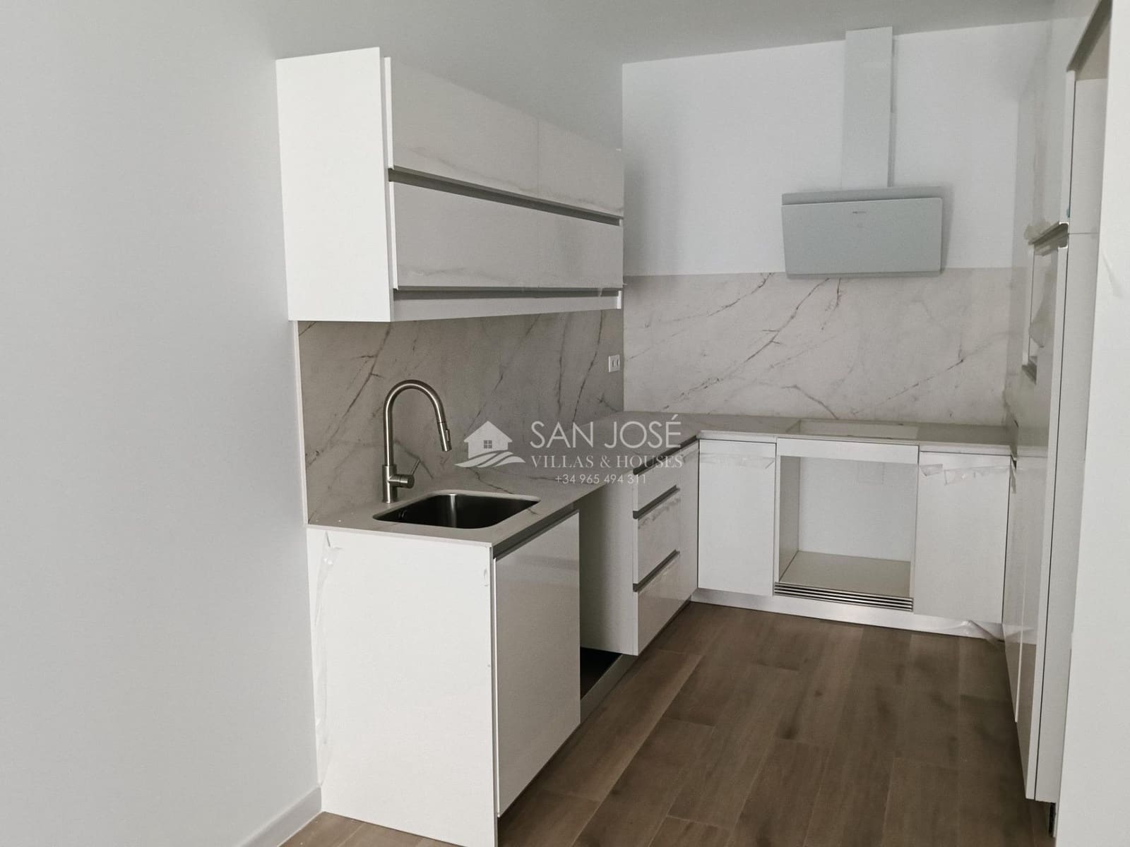 Piso de 2 habitaciones en Aspe en venta - 115.000 € (Ref: 9816034)