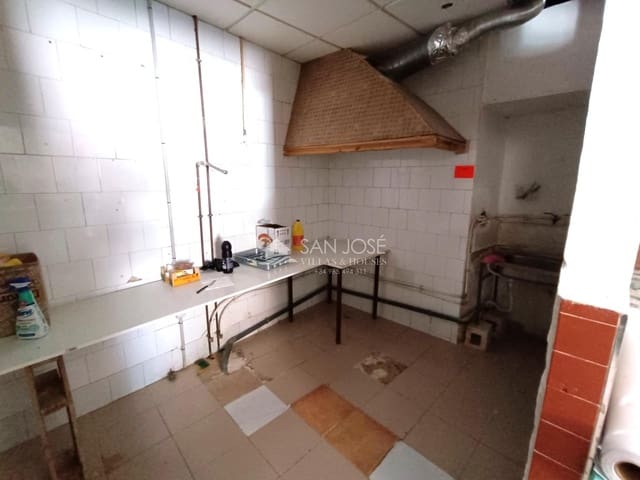 Comercial para arrendar em Monforte del Cid - 500 € (Ref: 9818081)