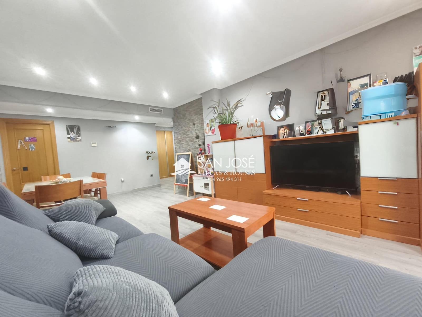 3 bedroom Flat for sale in Aspe with pool garage - € 172,260 (Ref: 9831736)