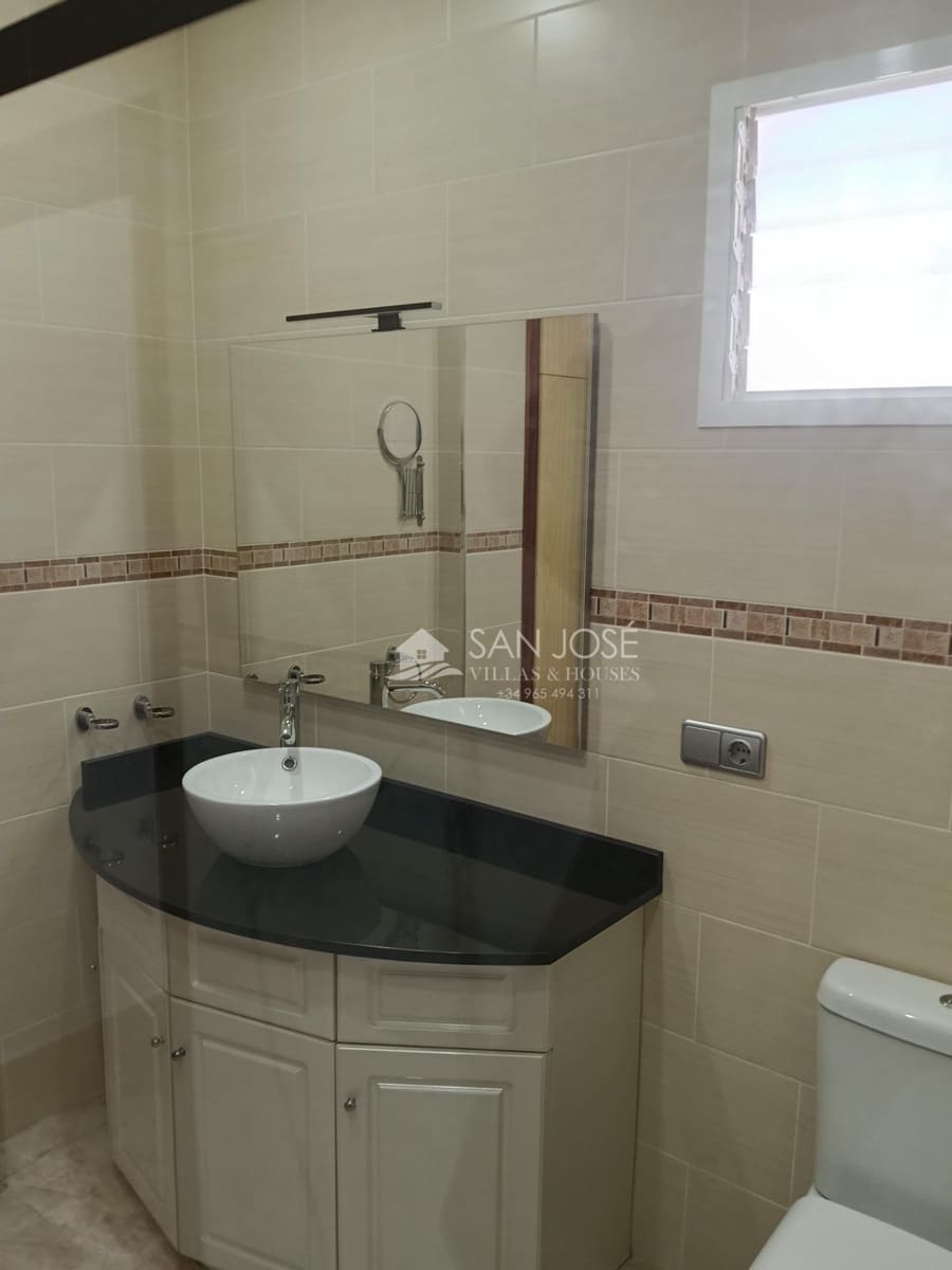 4 bedroom Villa for sale in Aspe with pool - € 330,000 (Ref: 9831739)