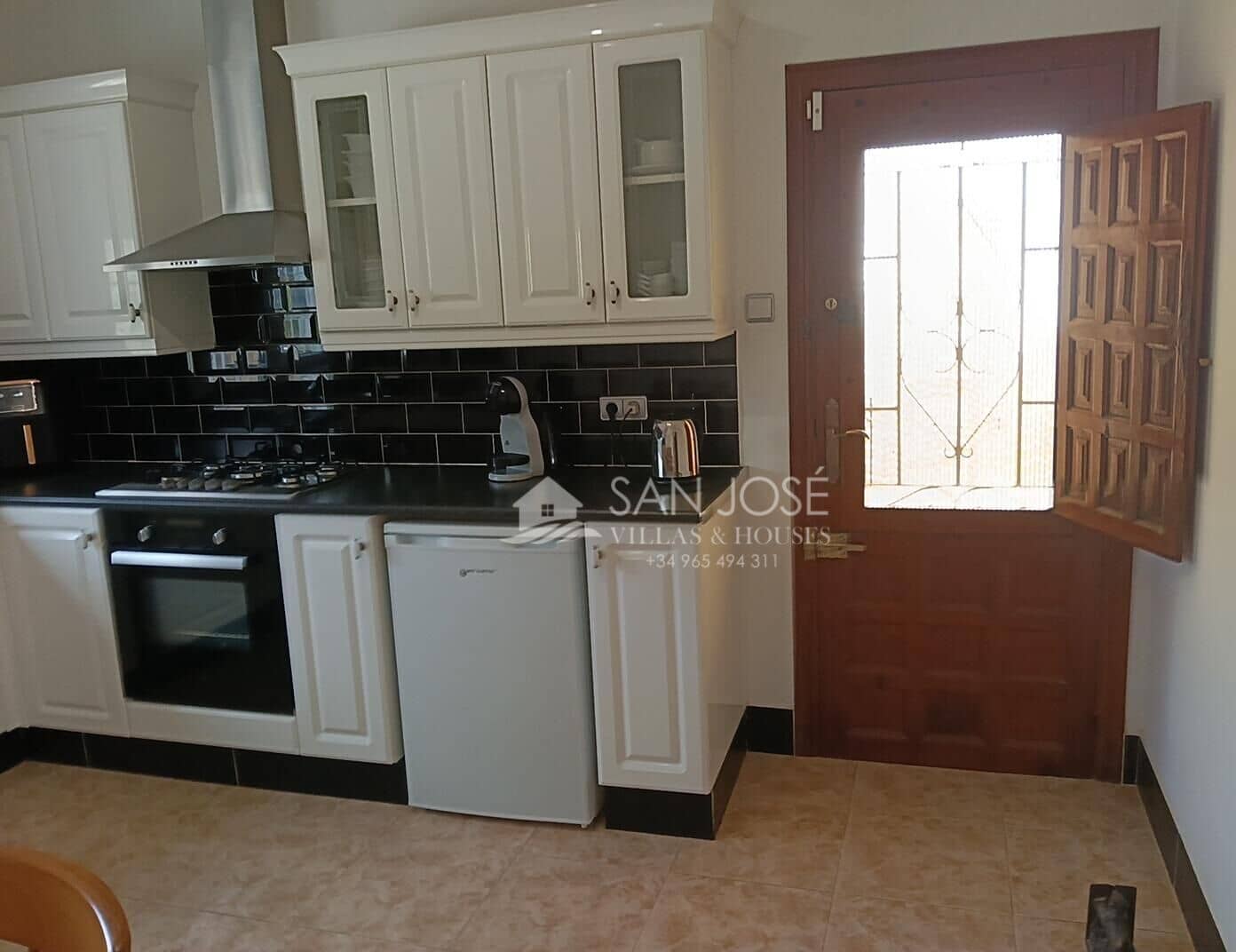 4 bedroom Villa for sale in Aspe with pool - € 330,000 (Ref: 9831739)