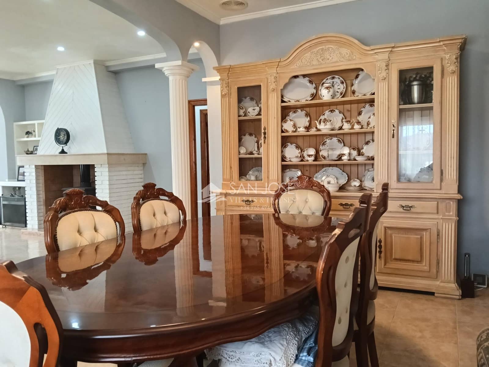 4 bedroom Villa for sale in Aspe with pool - € 330,000 (Ref: 9831739)