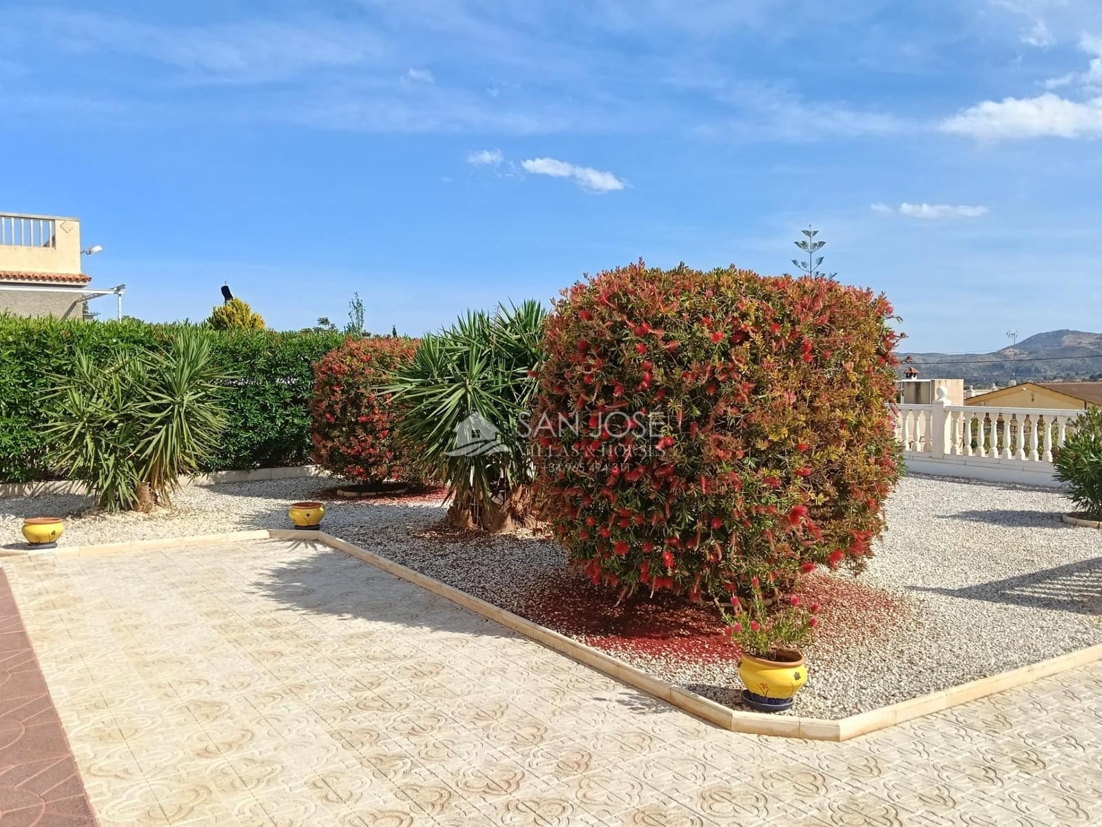 4 bedroom Villa for sale in Aspe with pool - € 330,000 (Ref: 9831739)