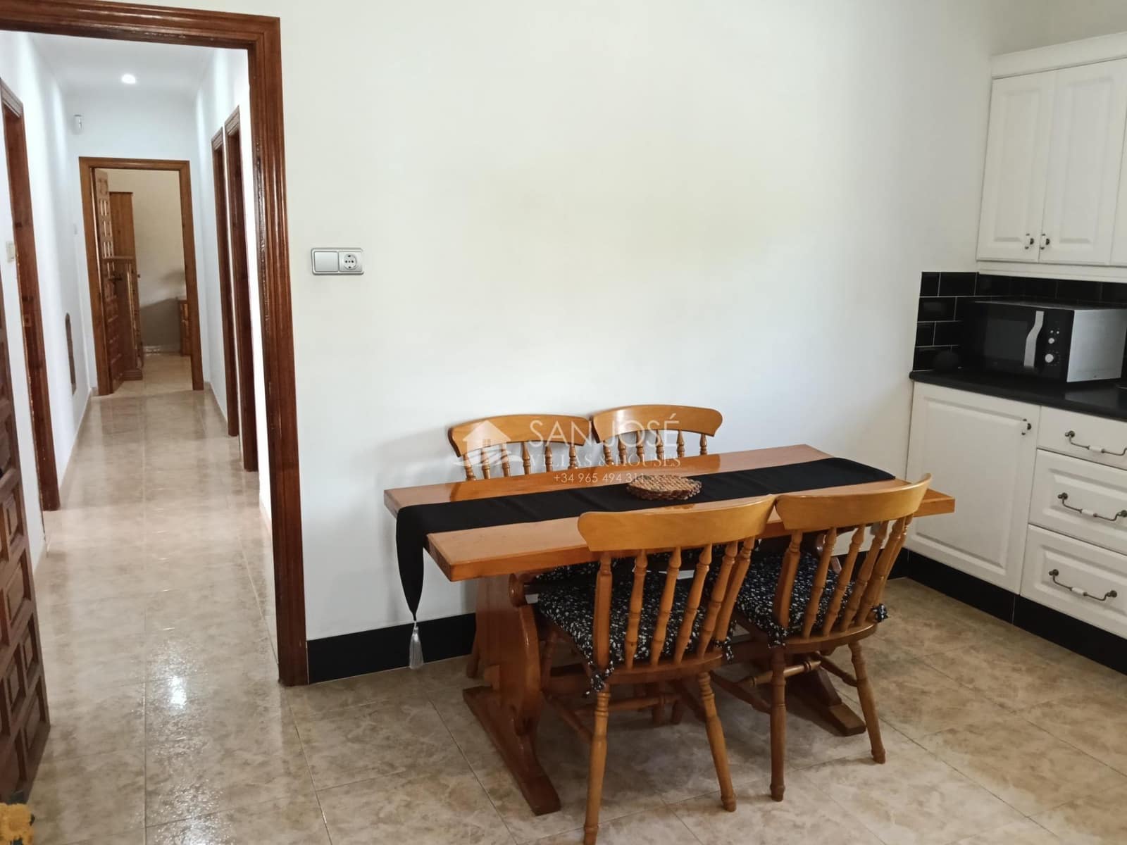 4 bedroom Villa for sale in Aspe with pool - € 330,000 (Ref: 9831739)