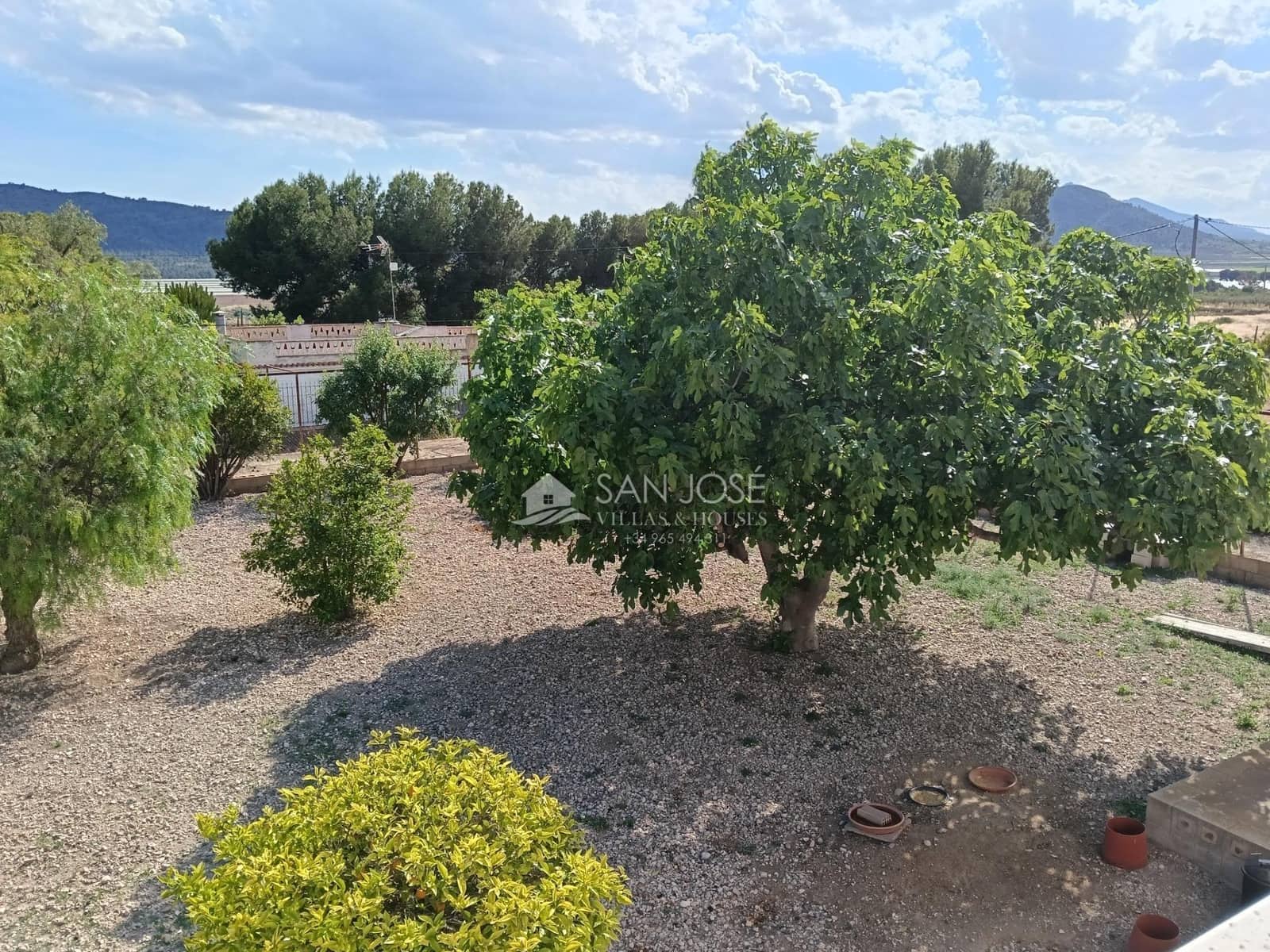 4 bedroom Villa for sale in Aspe with pool - € 330,000 (Ref: 9831739)