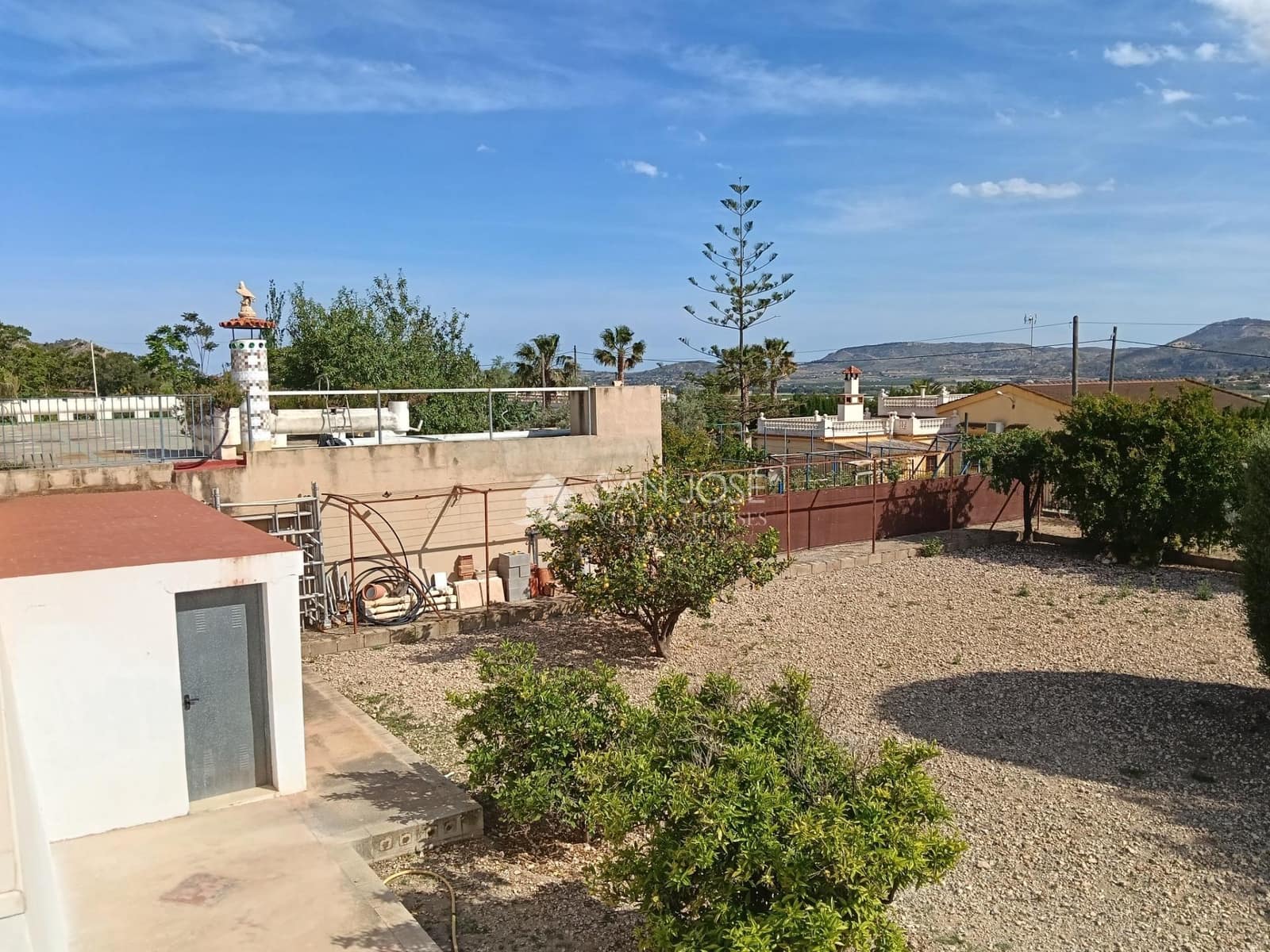 4 bedroom Villa for sale in Aspe with pool - € 330,000 (Ref: 9831739)