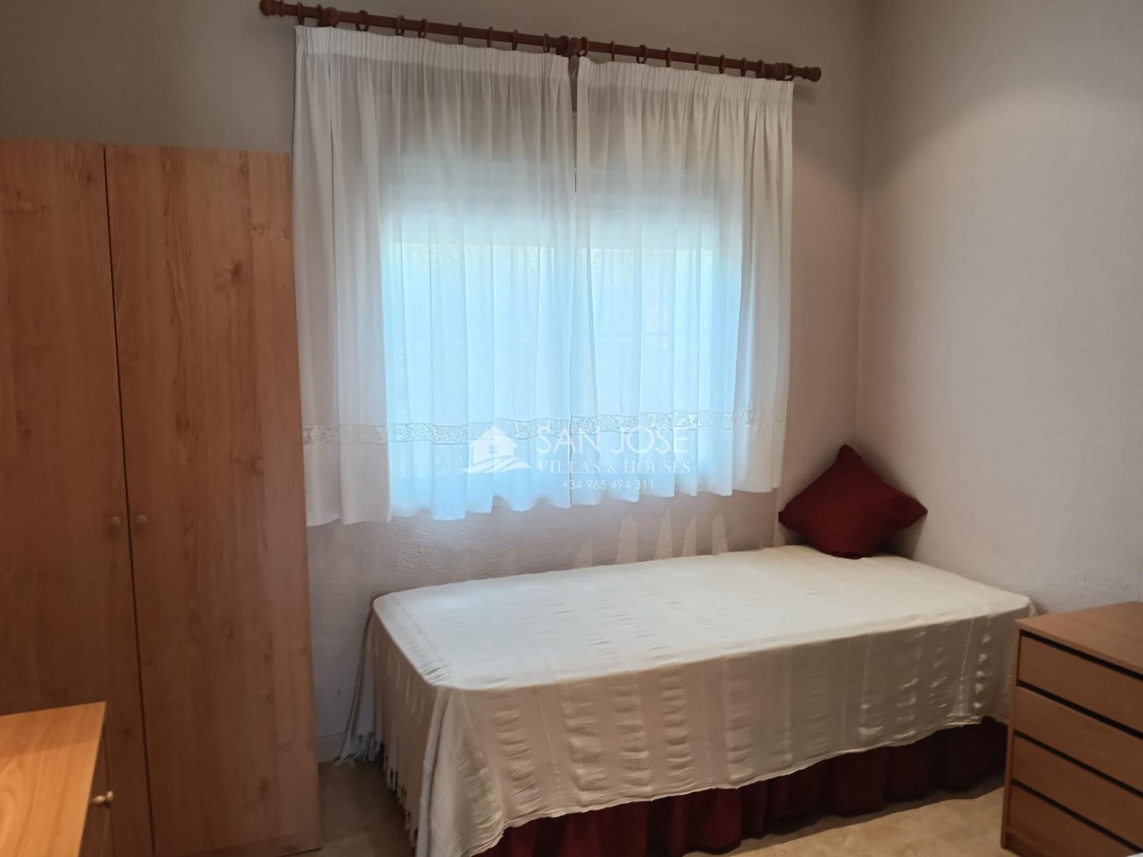4 bedroom Villa for sale in Aspe with pool - € 330,000 (Ref: 9831739)
