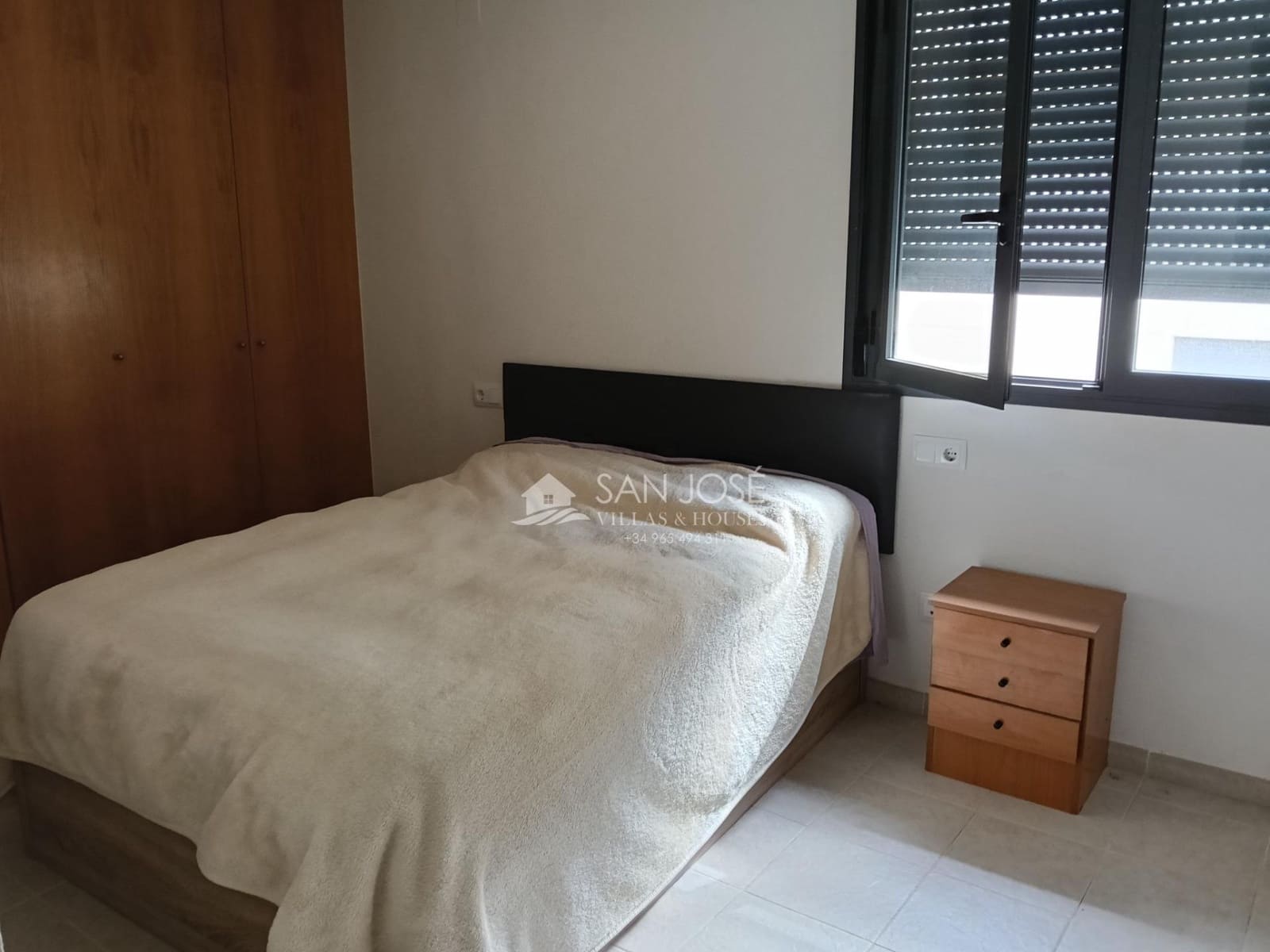 3 bedroom Flat for sale in Aspe with garage - € 175,000 (Ref: 9833916)