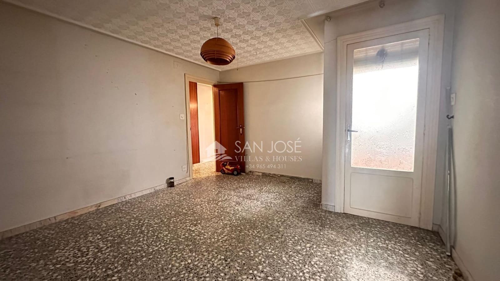 4 bedroom Flat for sale in Novelda - € 97,260 (Ref: 9846633)