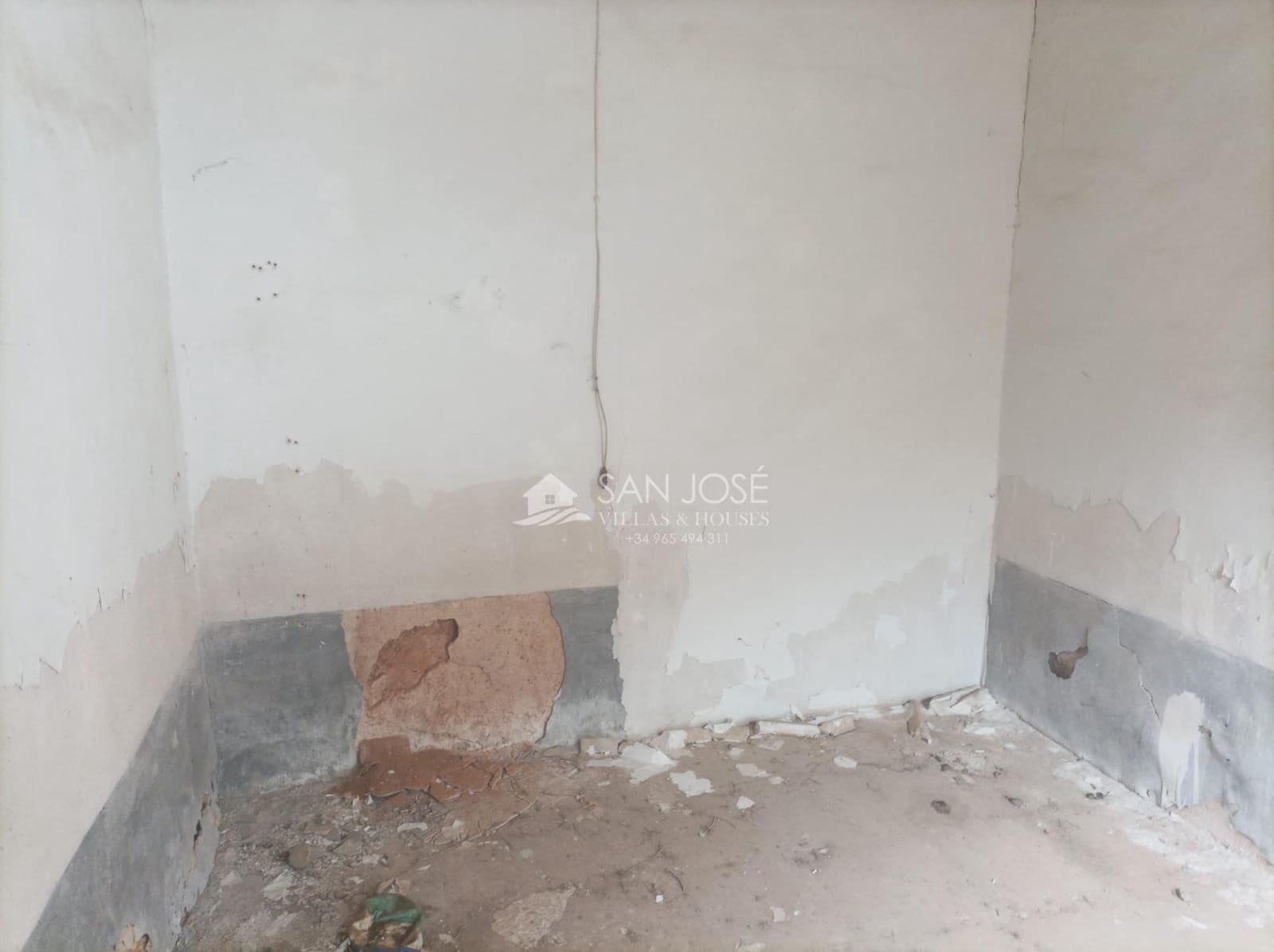 3 bedroom Finca/Country House for sale in Pinoso - € 56,050 (Ref: 9849633)